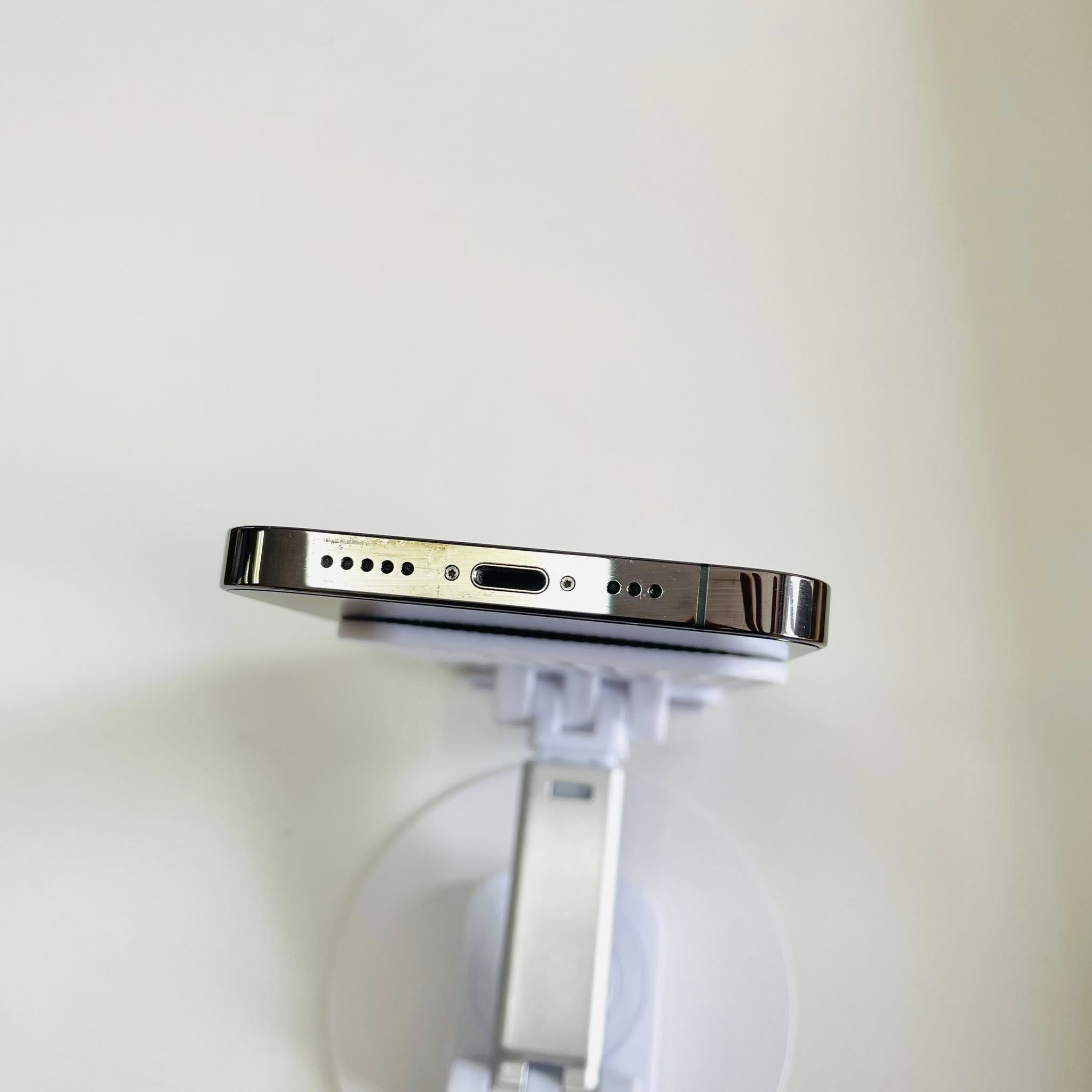 Iphone 12 Pro J/A  256GB đen Đẹp 98% Pin 82%