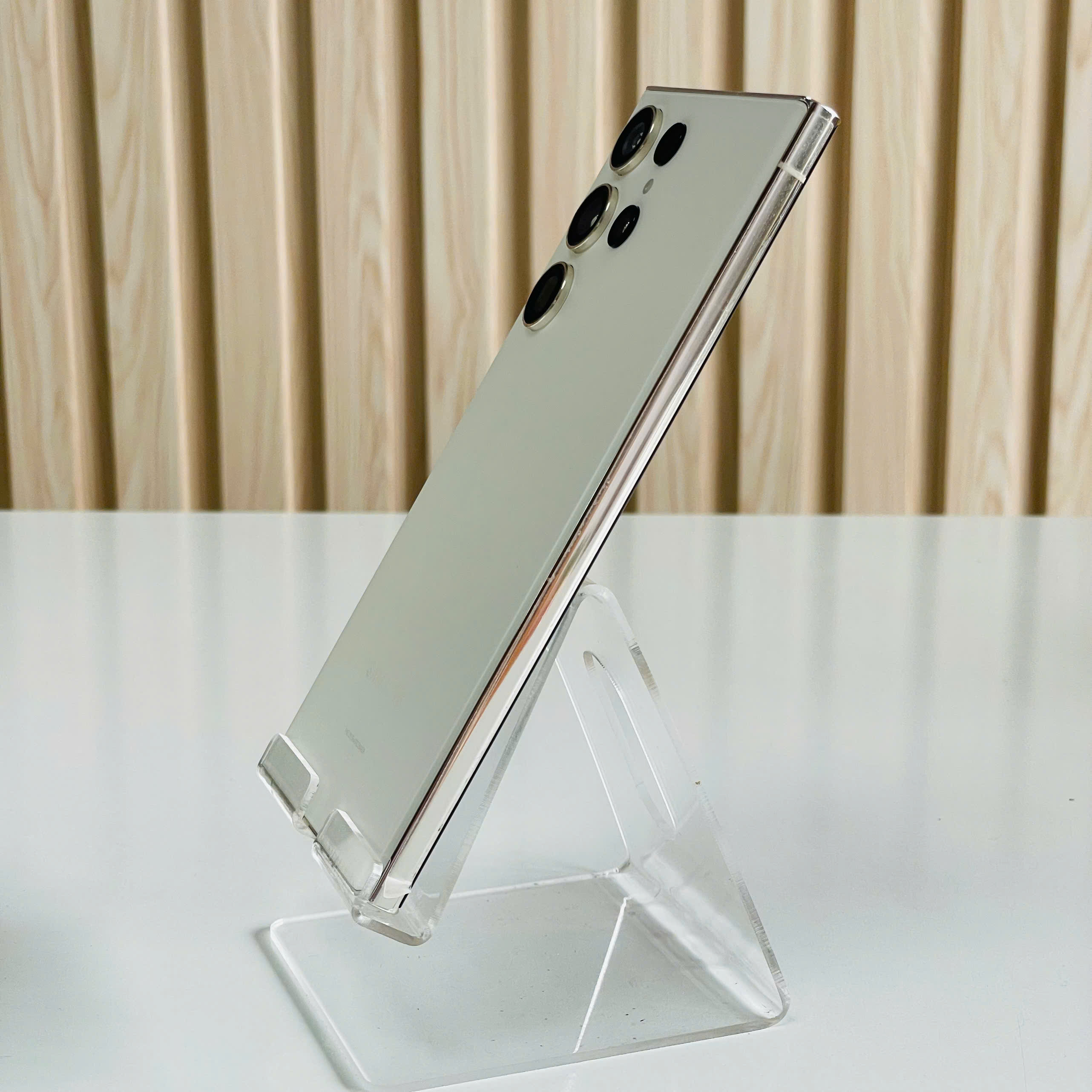 📱 Samsung Galaxy S23 Ultra 5G (RAM 8GB | 256GB) – Bản Mỹ Đẹp 98+% Màu Trắng Kèm Sạc 30W