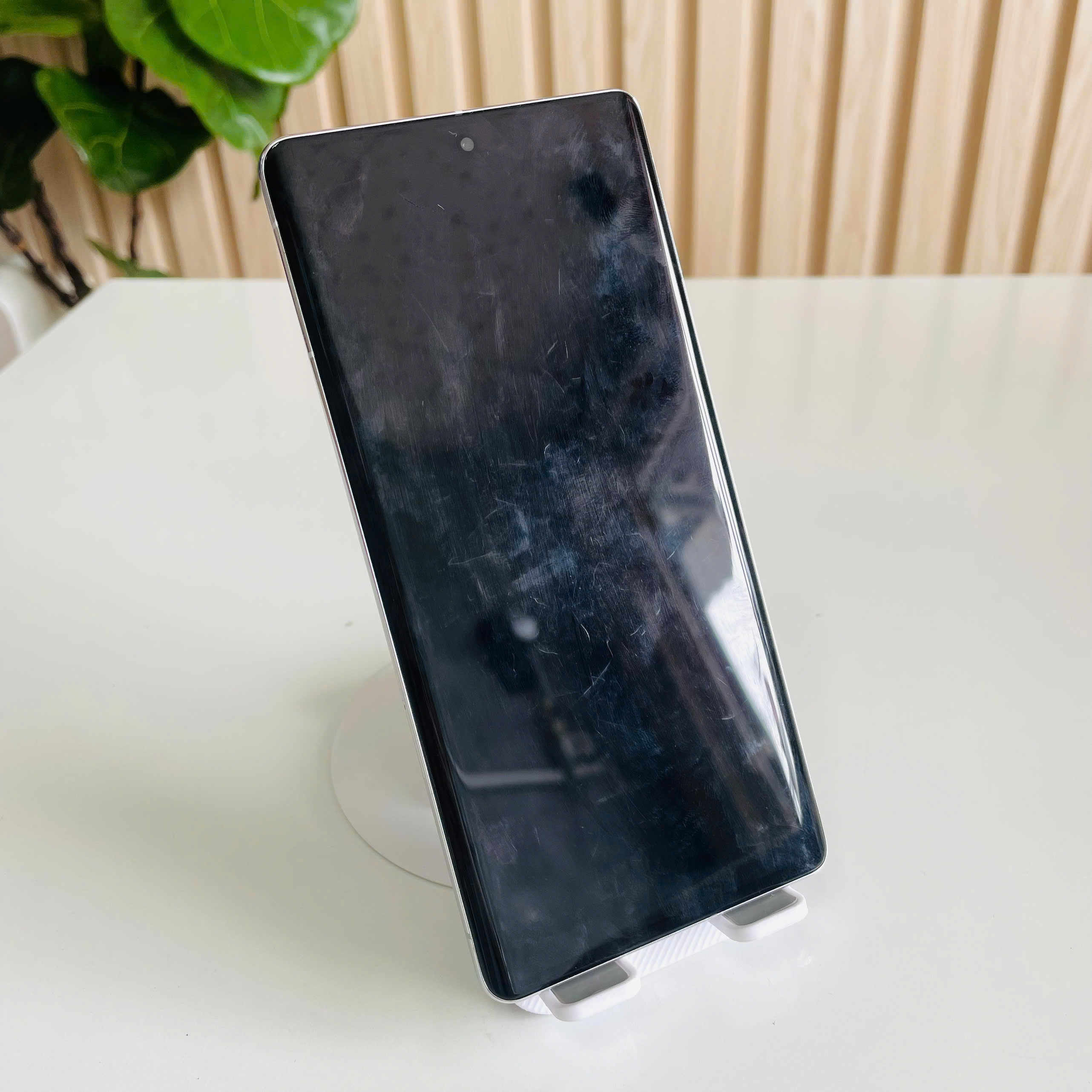 🔥 GOOGLE PIXEL 7 PRO QUỐC TẾ – 12/128GB Trắng Đẹp 98%