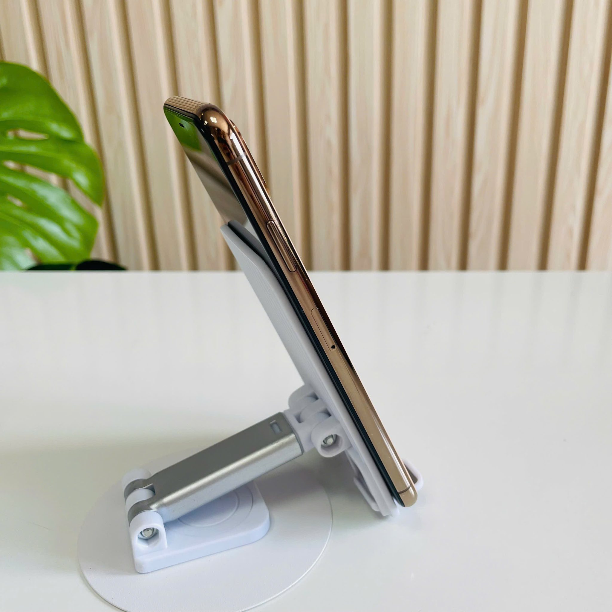 Iphone Xs Max Mỹ 64GB gold Đẹp 98% Pin 72%