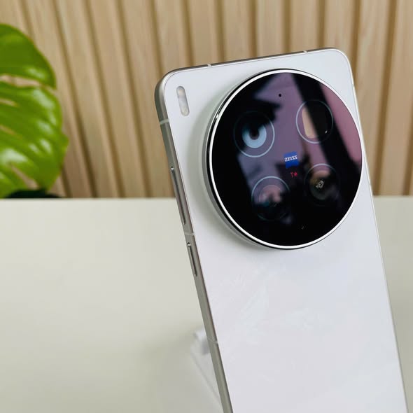 📸 VIVO X300 ULTRA – Màu Trắng 12/512GB Pin 100% Đẹp 99%