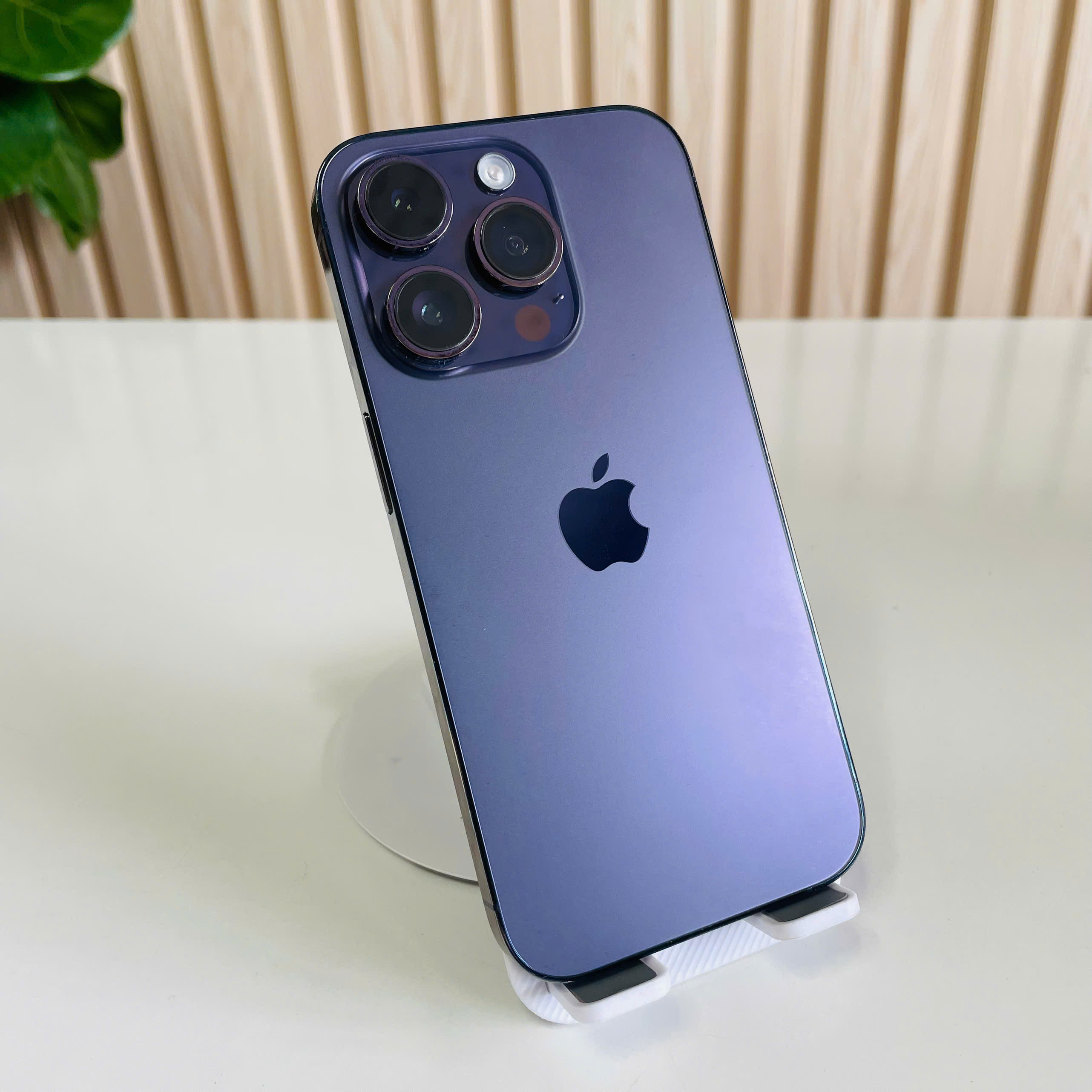 🔥 IPHONE 14 PRO 5G VIỆT NAM – 256GB – PIN 73% PT 🔥Màu Tím Đẹp 98% Kèm Sạc 35W