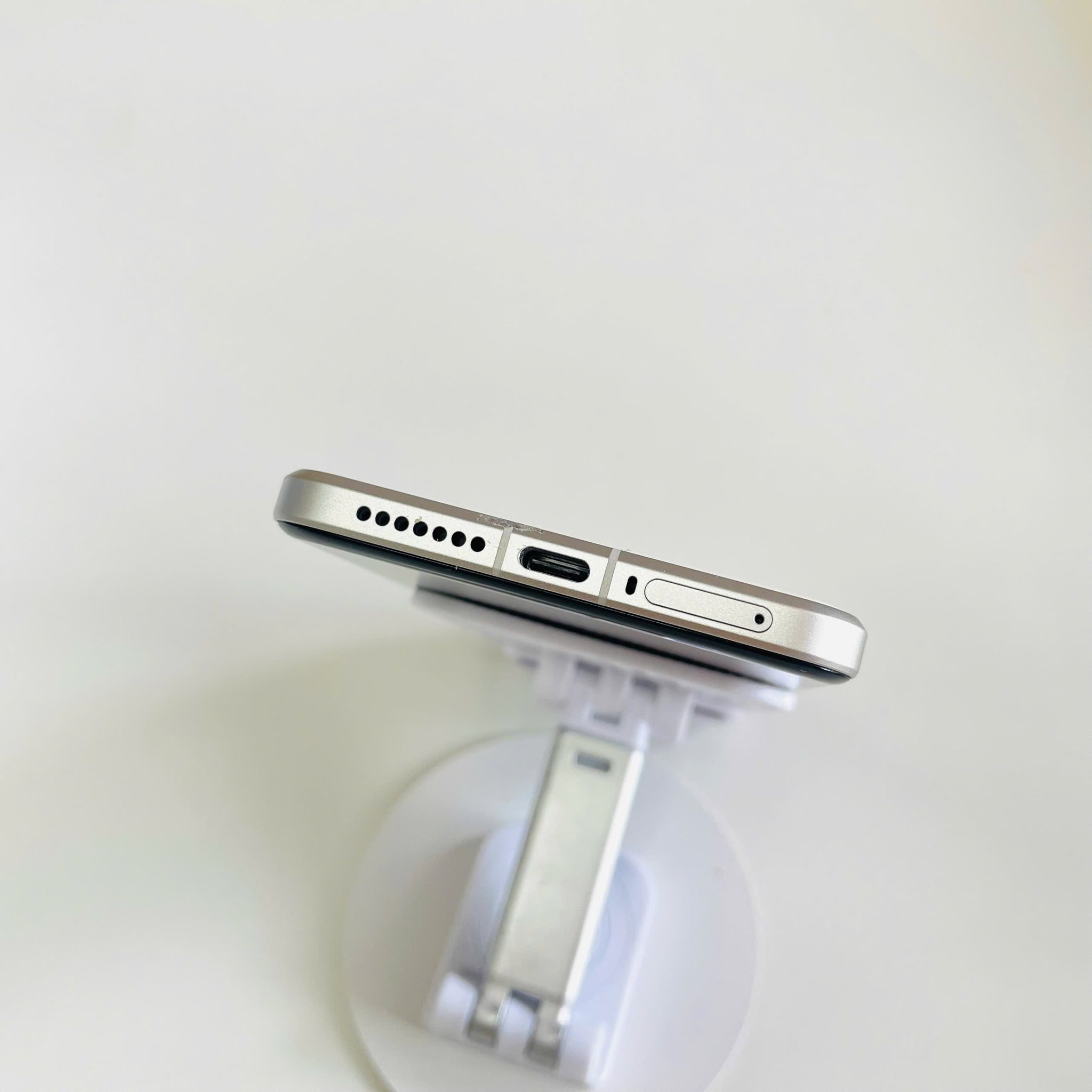 📱 Xiaomi 15 Ultra Nội Địa – Hiệu năng đỉnh 12/256GB Pin 98% Màu Trắng  Fullbox Đẹp 98%