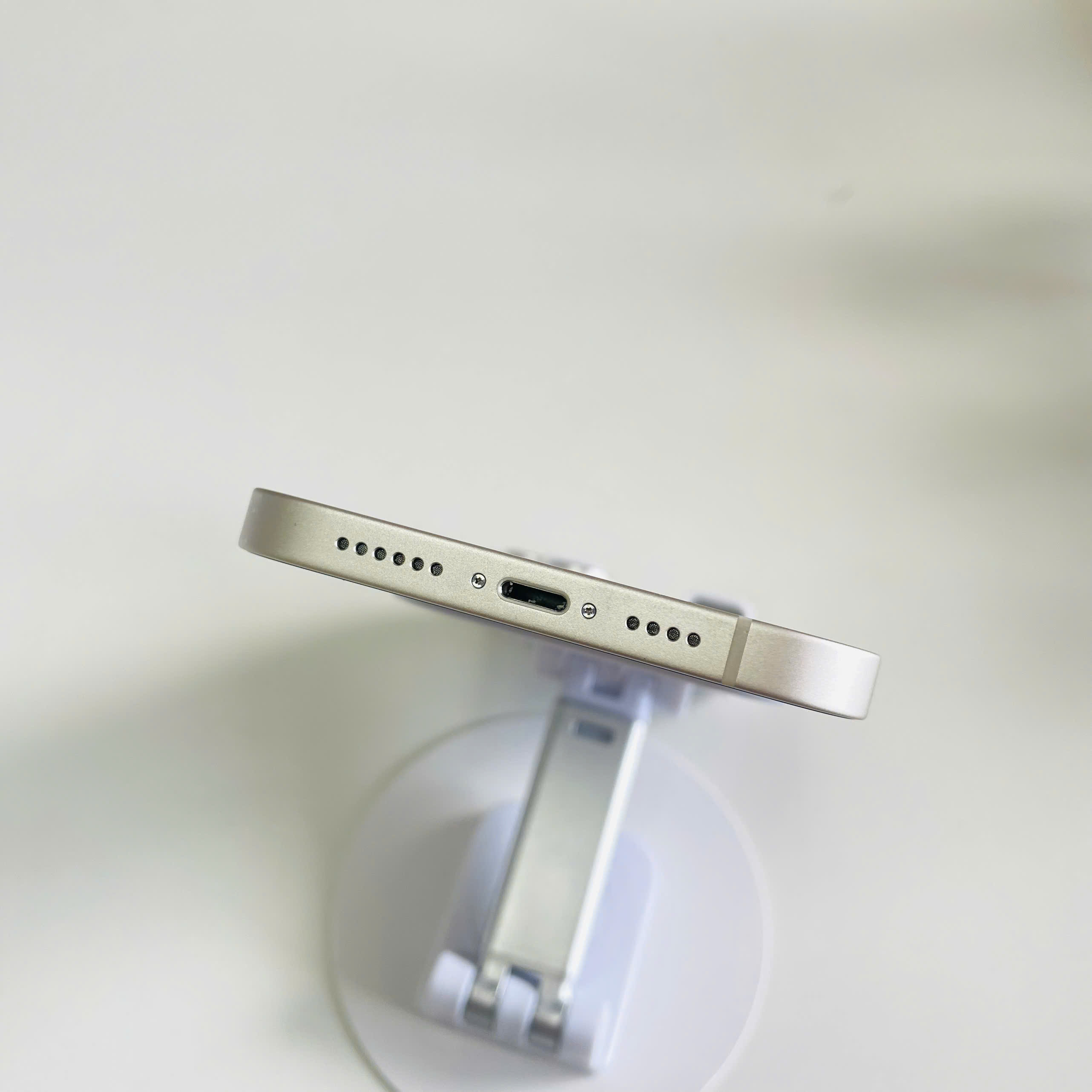 📱 iPhone 14 Plus Quốc Tế (Mỹ) 128GB Pin 84% Màu Trắng Nguyên Zin - IOS 26.1 Kèm Sạc 30W