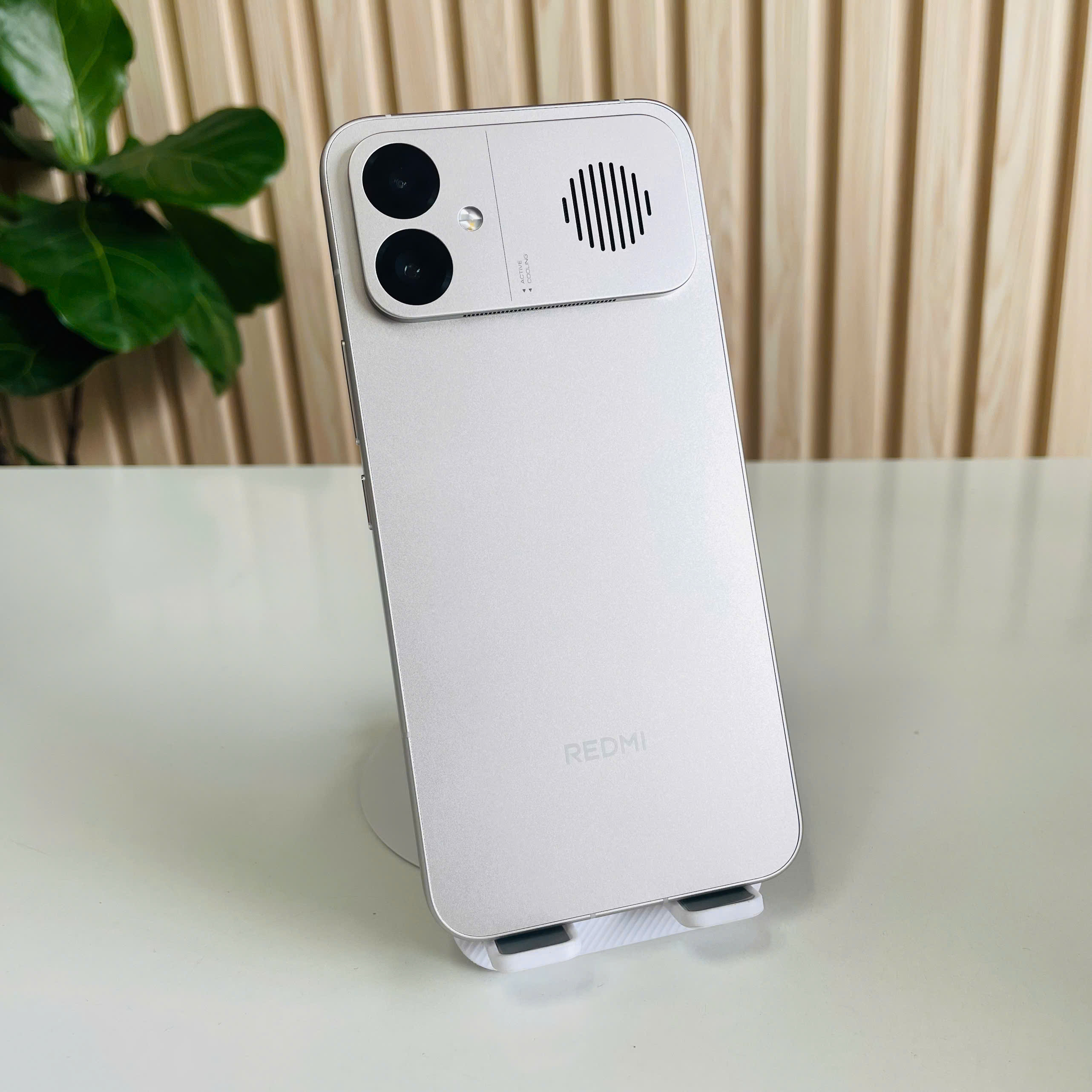 🔥 REDMI K90 MAX – RAM 16GB/256GB  Titian Đẹp 99% Pin 100%