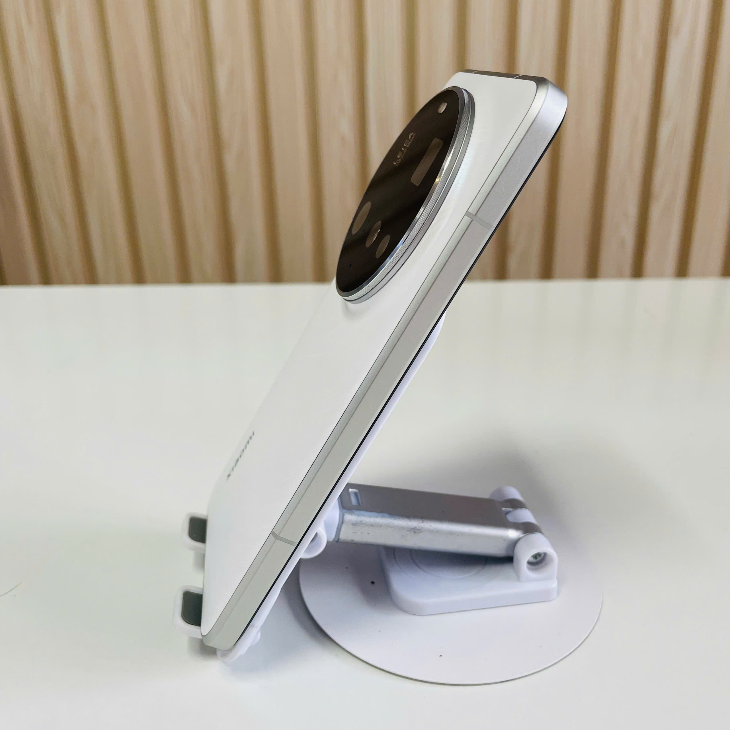 XIAOMI 15 ULTRA ÚP ROM - 12/256GB TRẮNG ĐẸP 99% FULLBOX