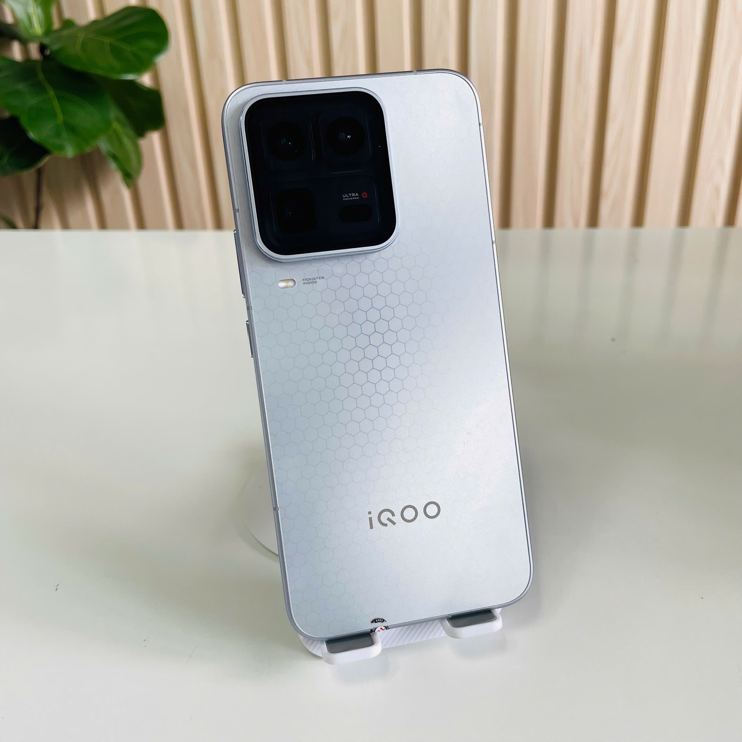 iQOO 15 ULTRA xám bạc 16/512GB đẹp 98+ pin 100%
