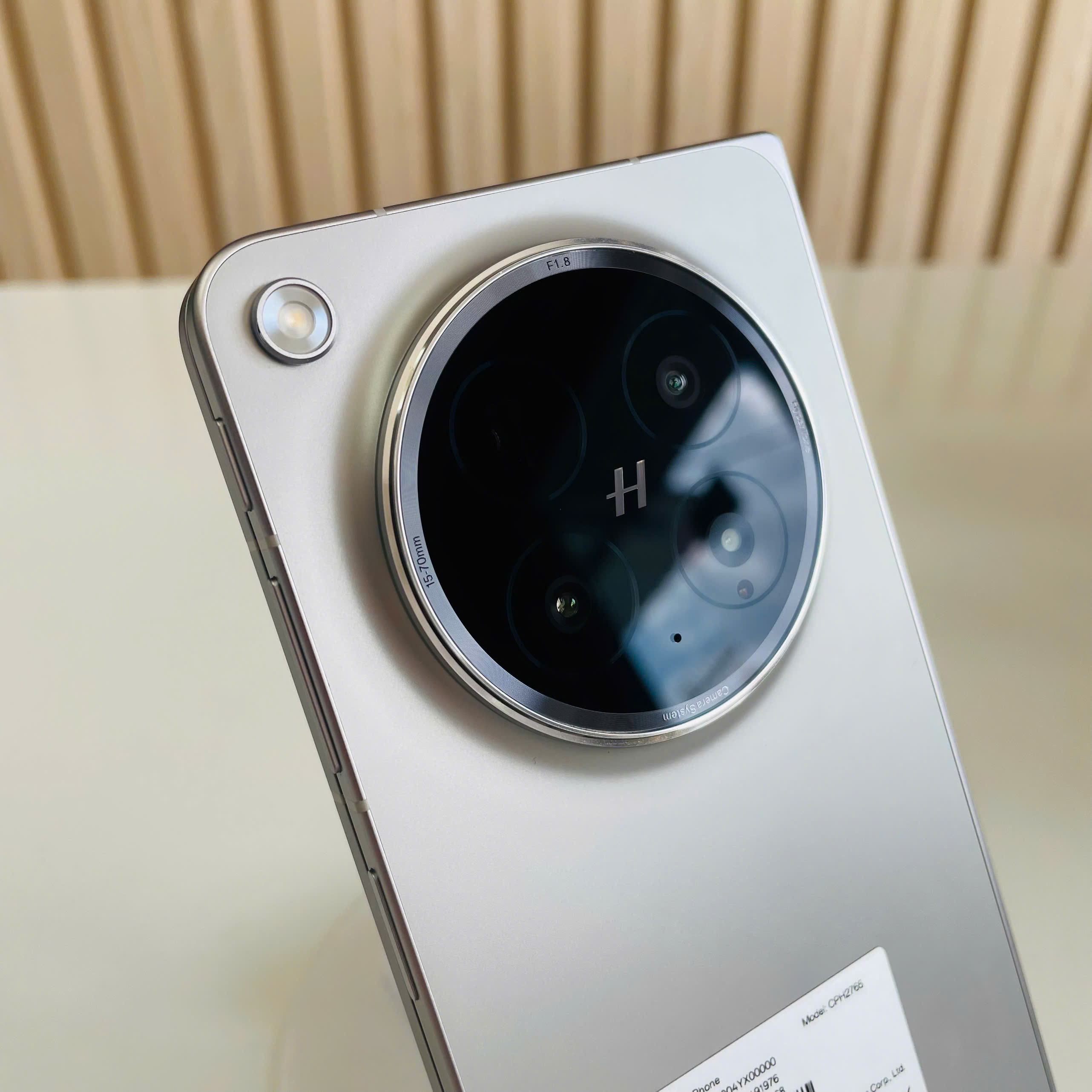 OPPO FIND N6 QUỐC TẾ – 16/512GB Tittian Đẹp 99% Pin 100%