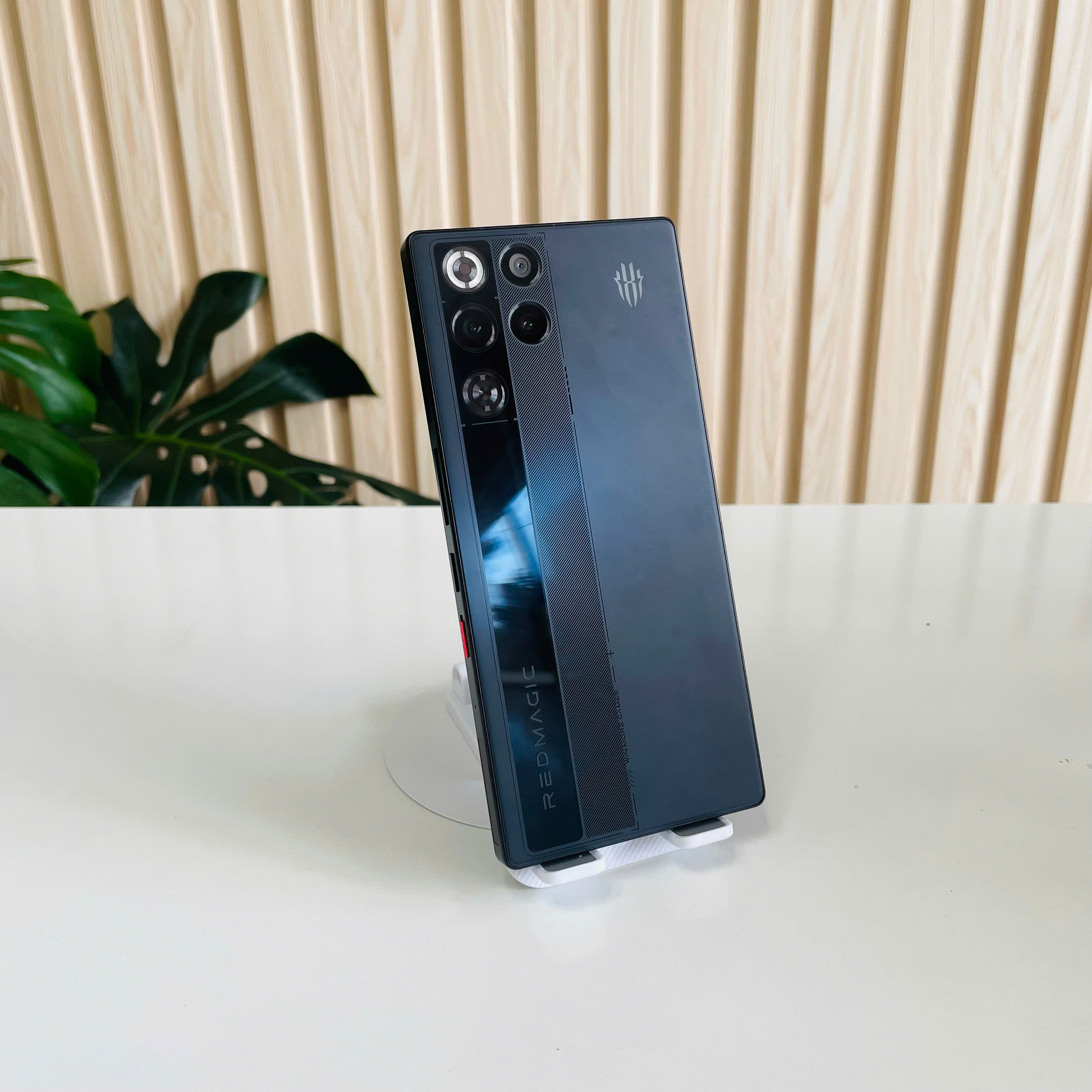 Nubia Red Magic 11 Pro – Chính Hãng 12/256GB 🎮 Siêu phẩm gaming – Chip cực mạnh – Pin khủng 7500mAh