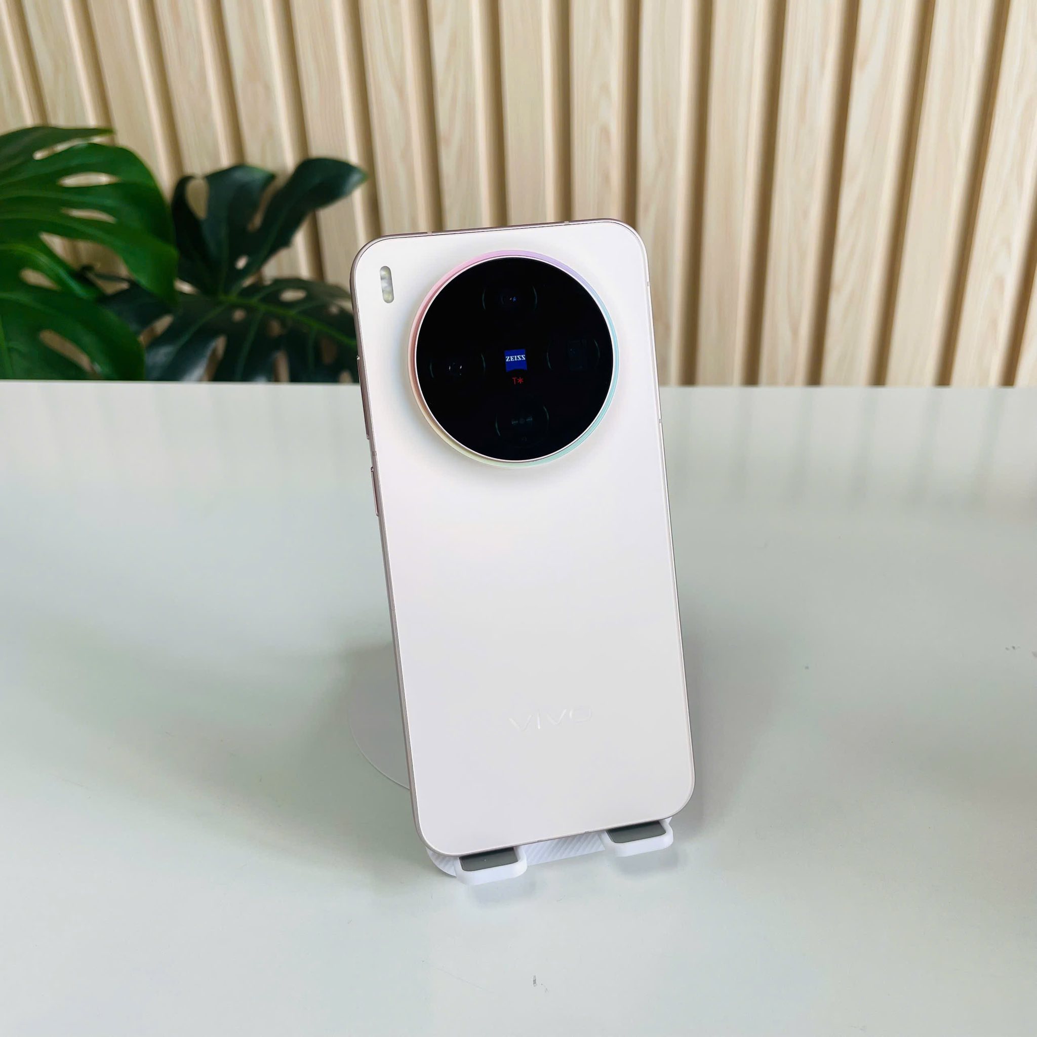 📱 Vivo X300 5G – 12/256GB | Màu Hồng Fullbox Camera Siêu Nét – Nhỏ Gọn Đẹp 99%