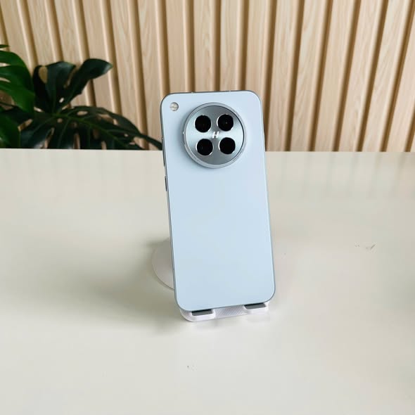 📌 OPPO FIND X8s 5G - Ram 12GB – 256GB | Pin 98% - Màu Xanh Dương