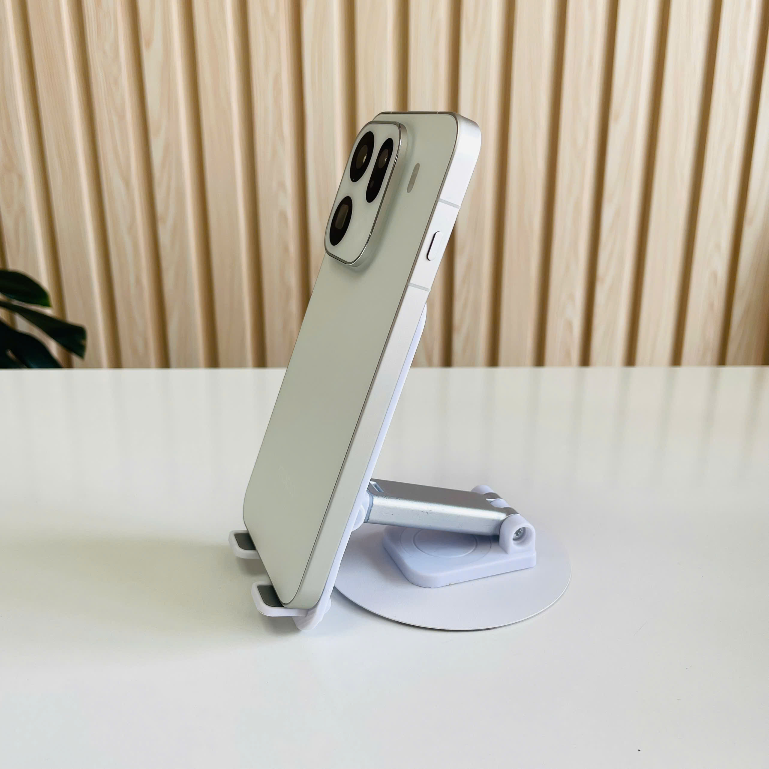 Oppo Find X9 Pro 5G RAM 16GB / ROM 512GB – 🔋 Pin 100% Trắng Đẹp 98% kèm sạc 30W