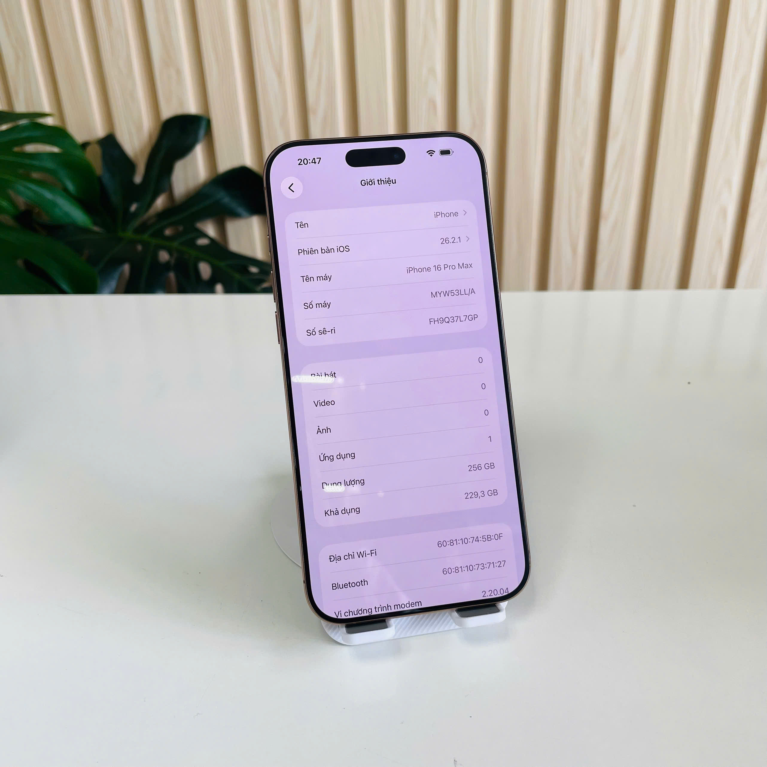 📱 iPhone 16 Pro Max Quốc Tế – 256GB Pin 100% Màu Sa Mạc Đẹp 98% Kèm Sạc 30W