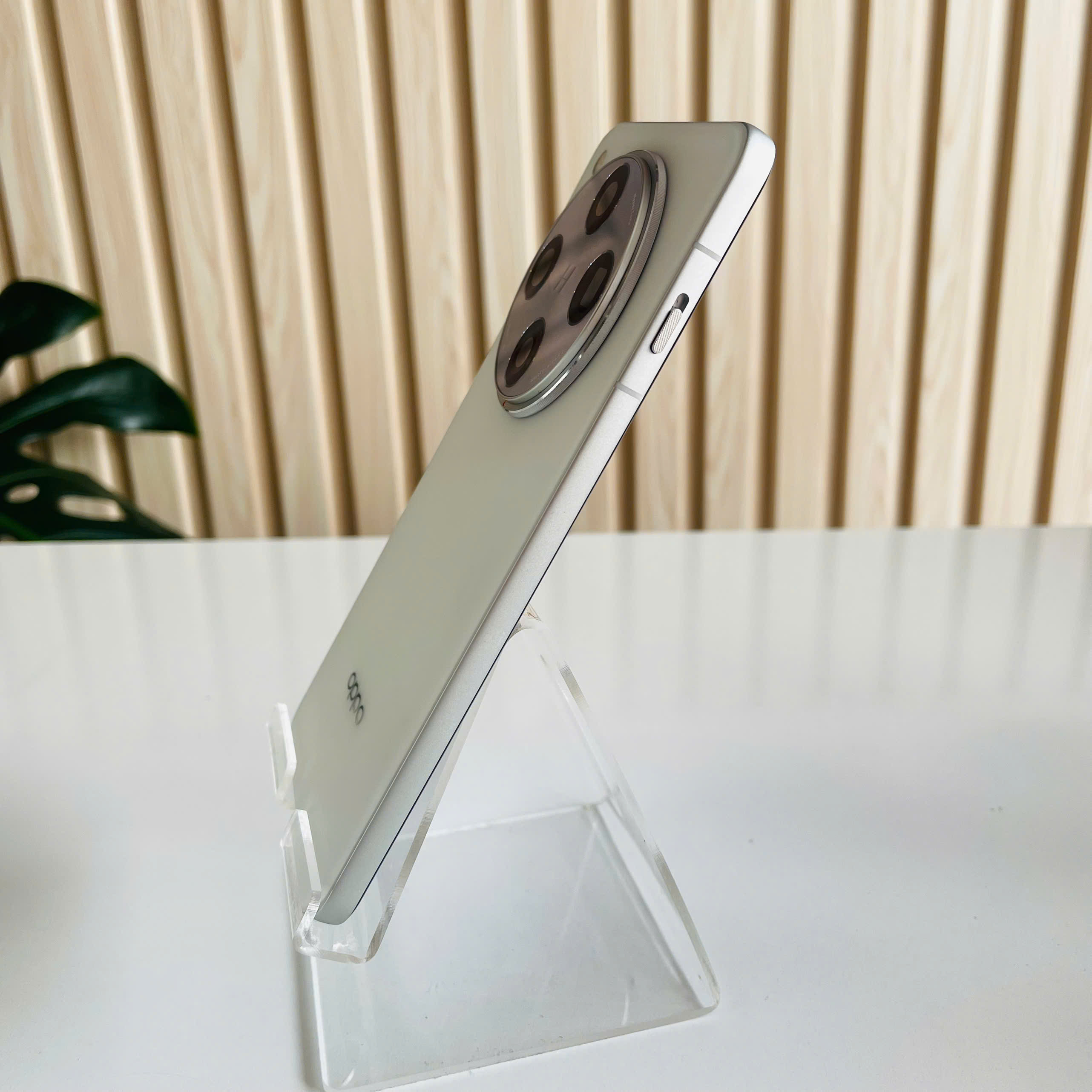 Oppo Find X8 Pro 12/512GB trắng Đẹp 98% Pin 100% - Màn lưu ảnh