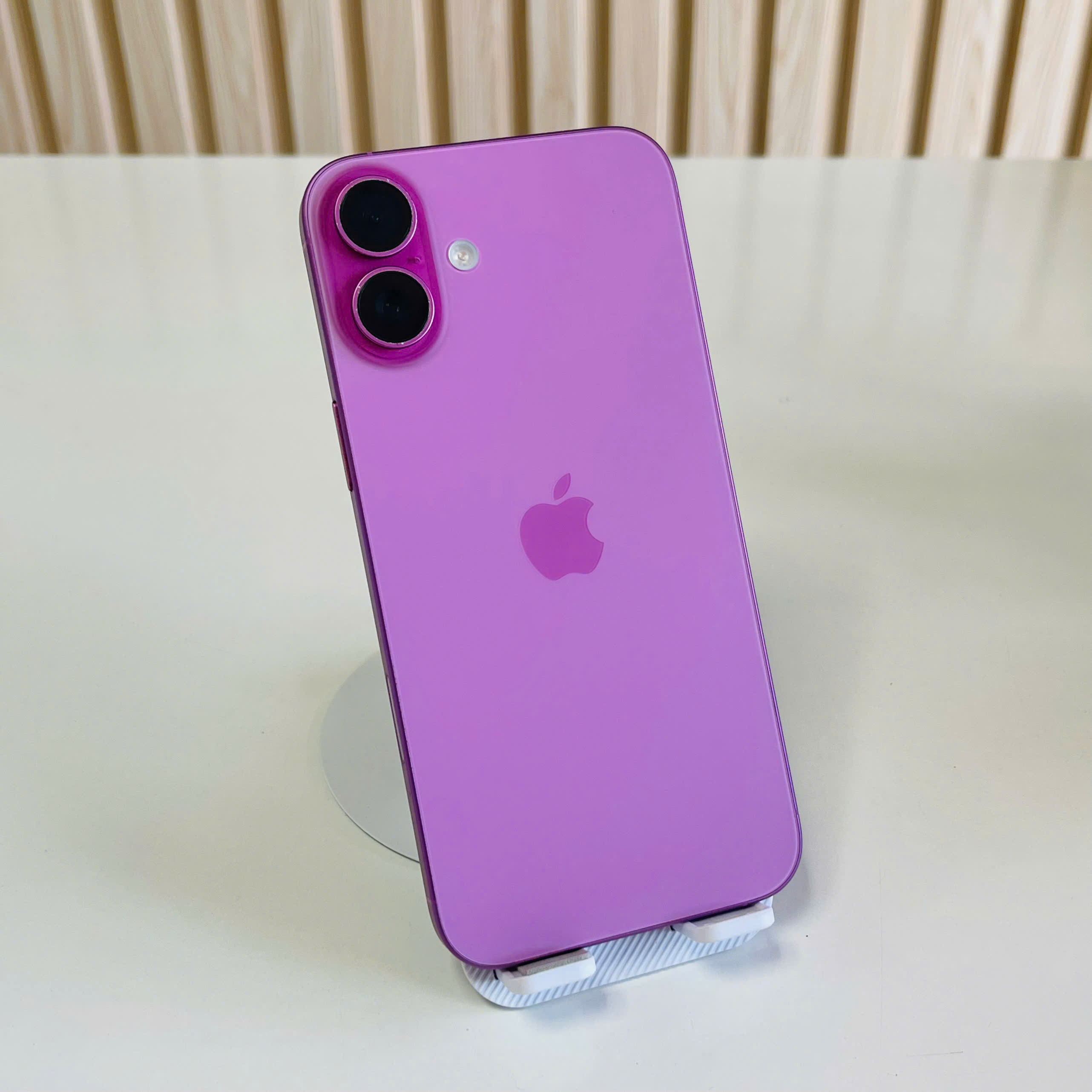 Iphone 16 Plus Lock Mỹ  128GB hồng Đẹp 98% Pin 100%