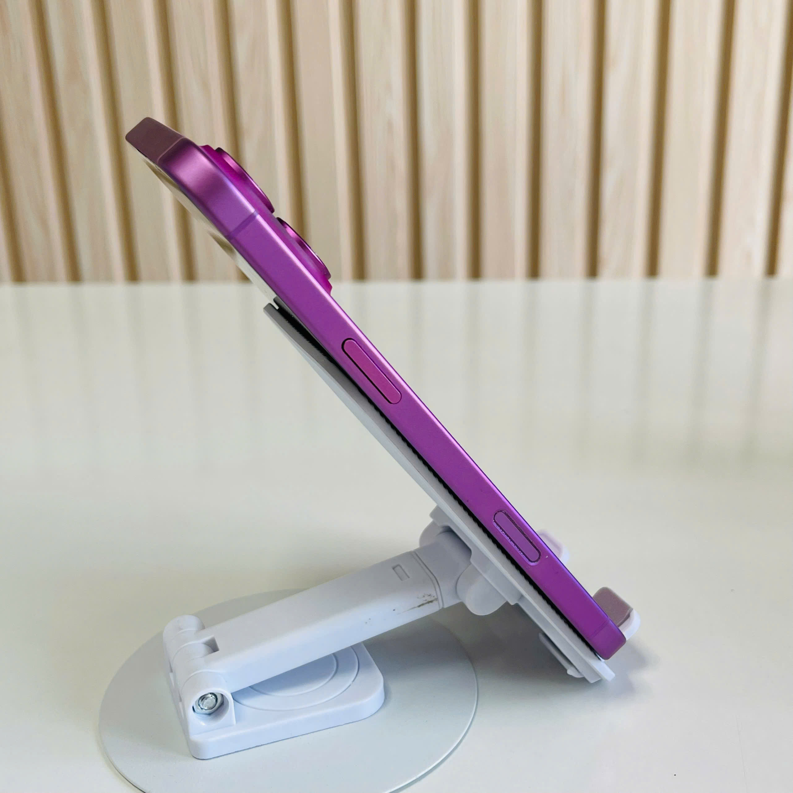 Iphone 16 Plus Lock Mỹ  128GB hồng Đẹp 98% Pin 100%