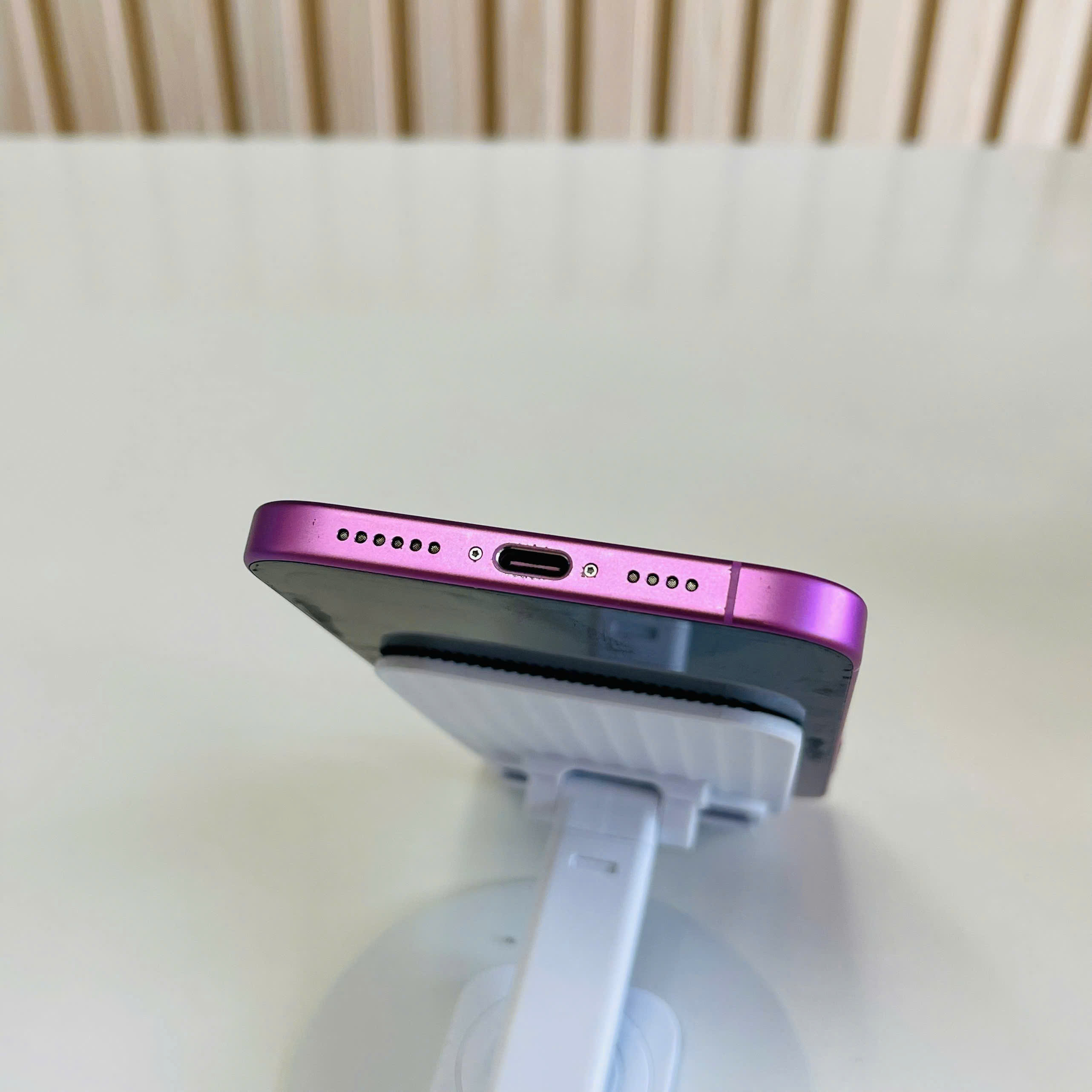 Iphone 16 Plus Lock Mỹ  128GB hồng Đẹp 98% Pin 100%