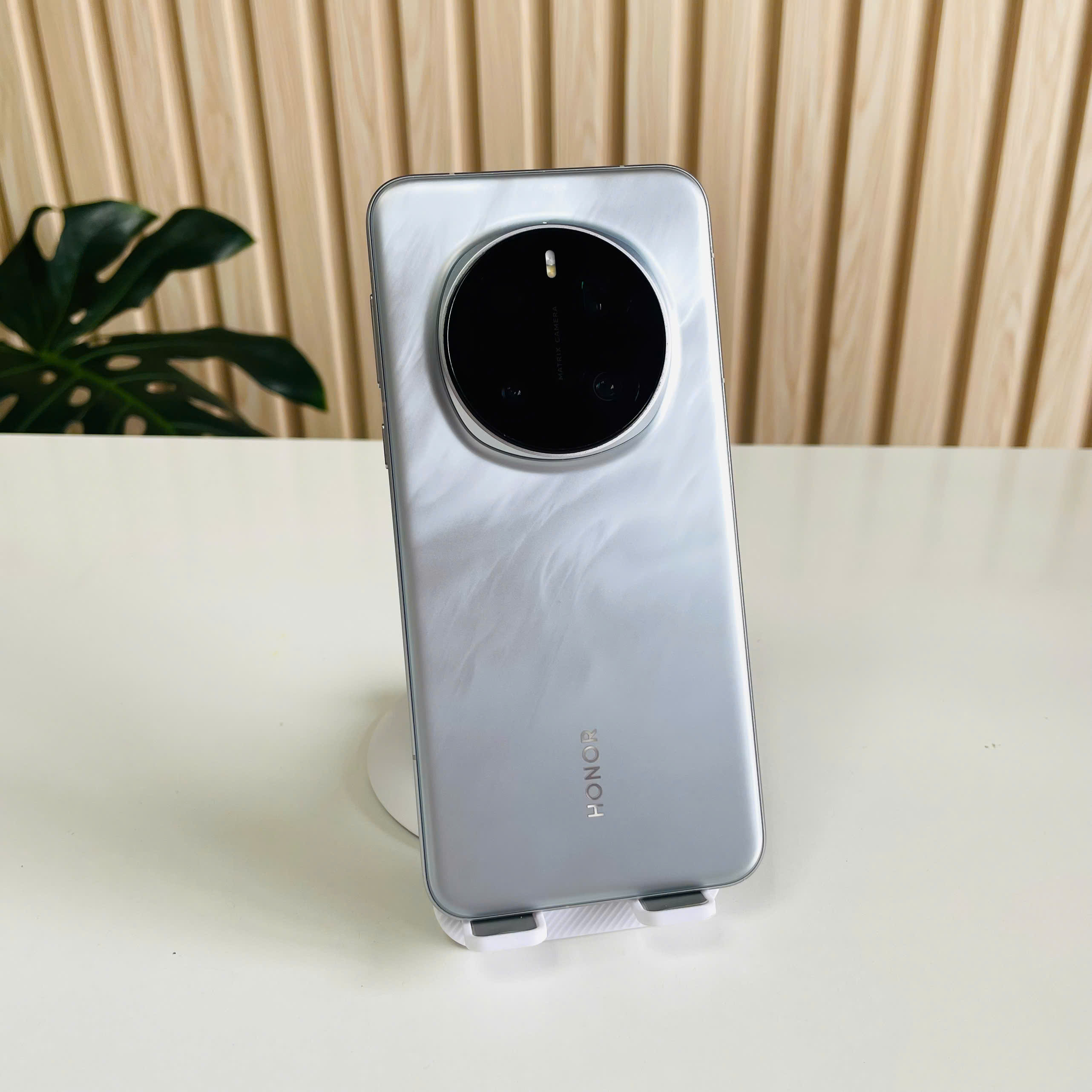 Honor Magic 7 Pro 12/256GB xám khói Đẹp 99% Pin 100%  Fullbox