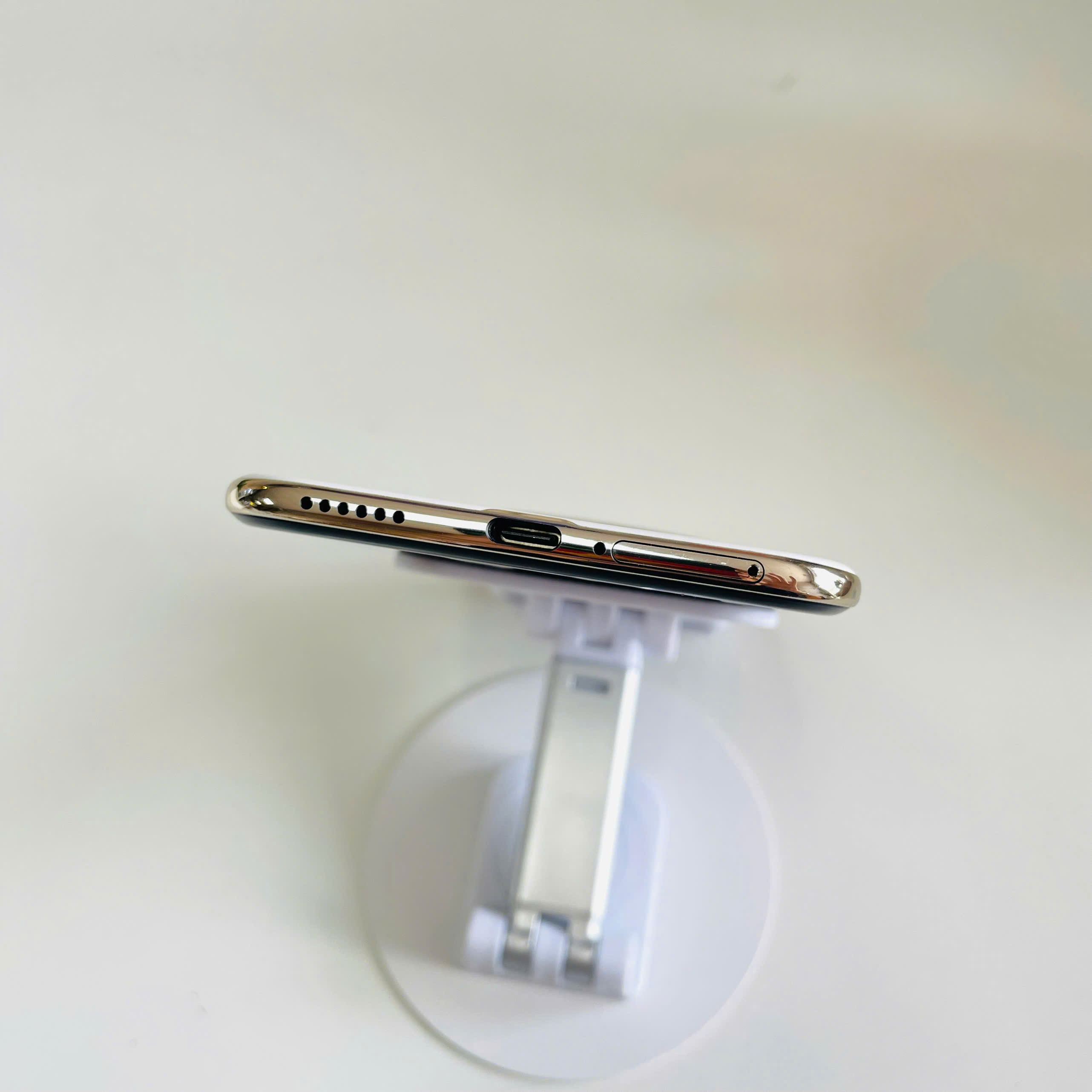 Huawei Mate 70 Air Nội Địa 12/512GB trắng Đẹp 98% Cốc 66W