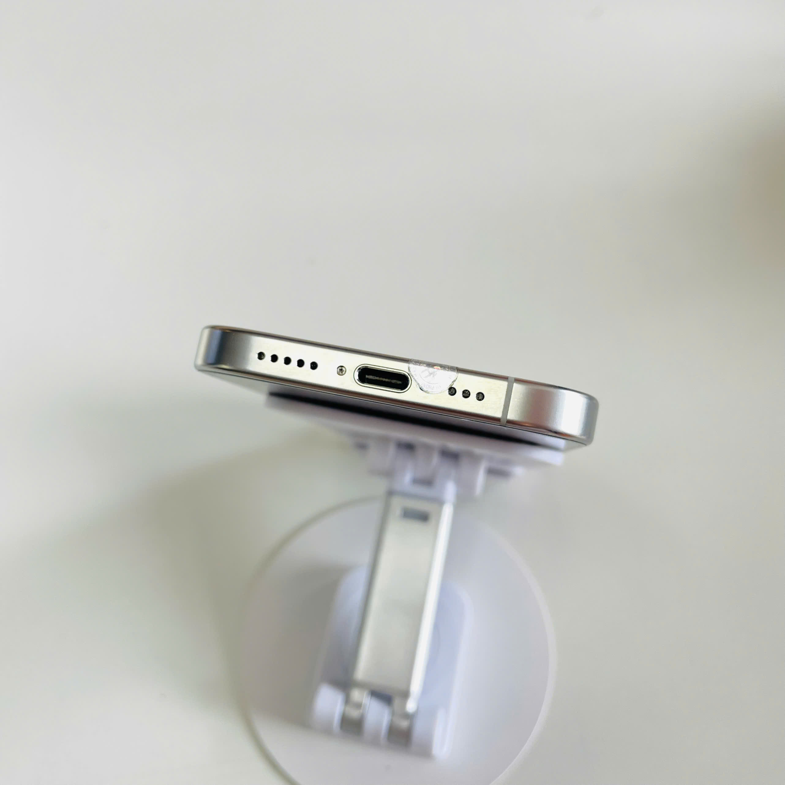 IPhone 16 Pro 128GB Trắng Đẹp 98% Pin 88%