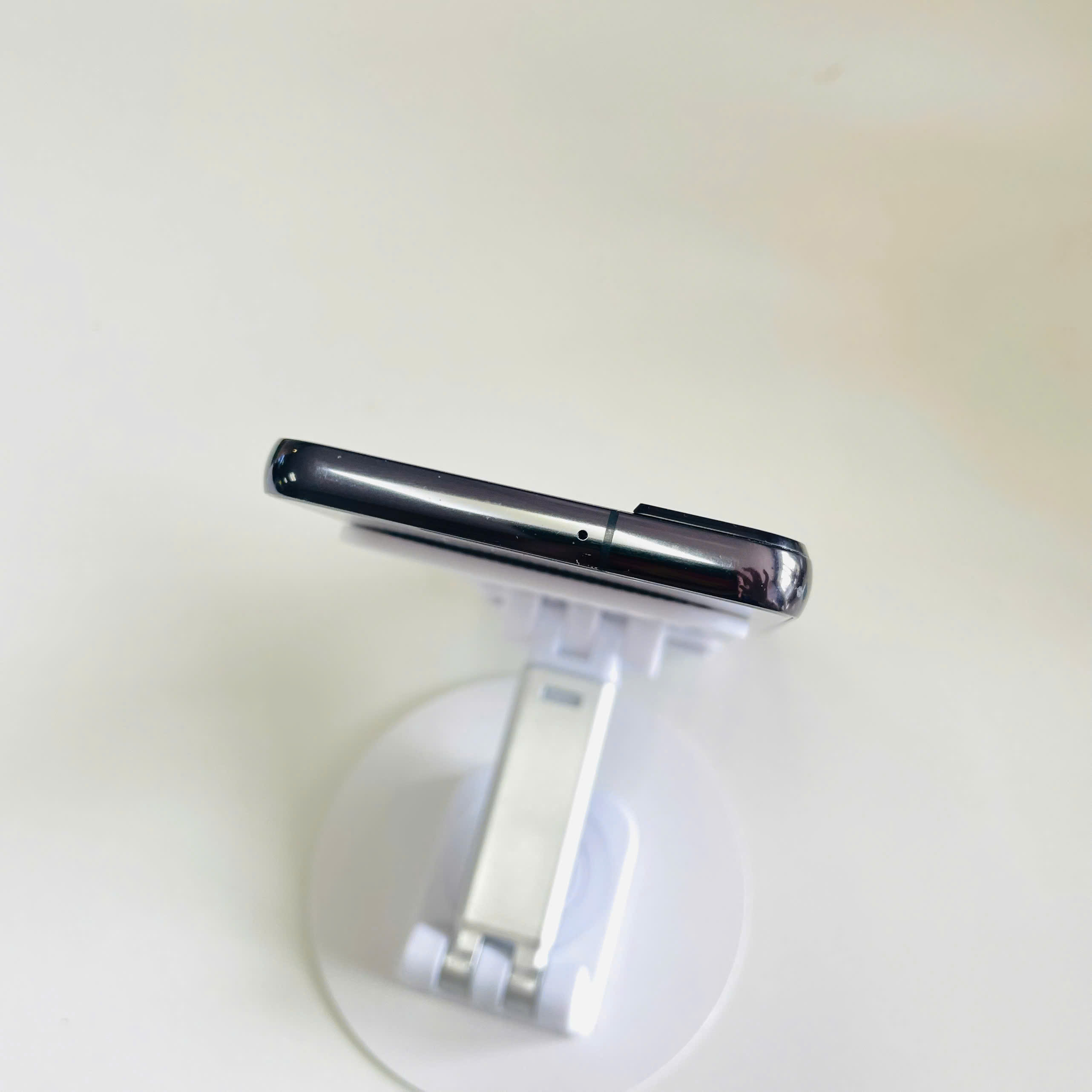 Samsung S22 5G Mỹ 8/128GB đen Đẹp 98%