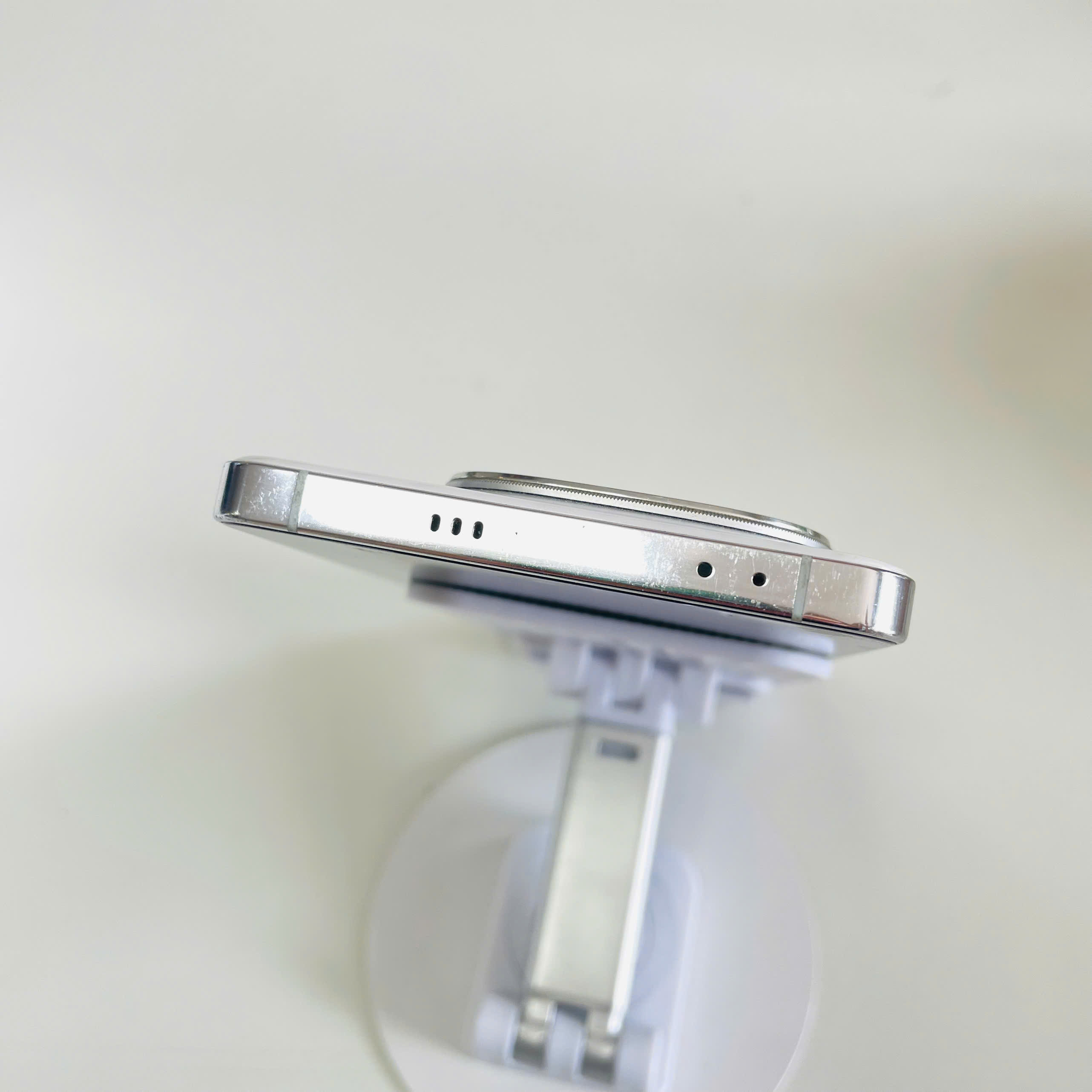 Iqoo 12 16/512GB Đẹp 98% Trắng Pin 86%  Sạc 120w