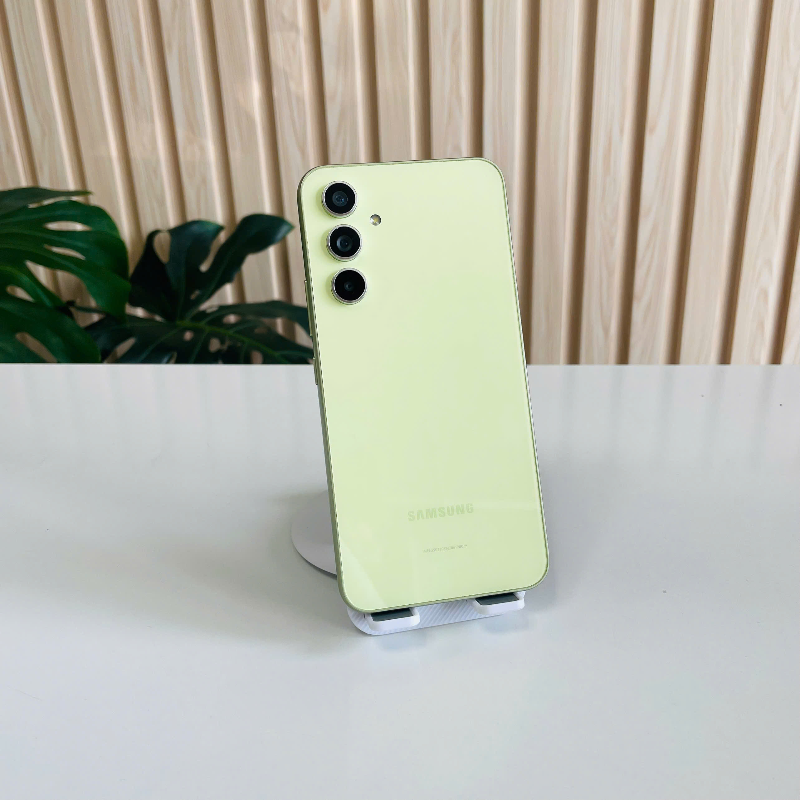 Samsung A54 5G 8/128GB vàng Đẹp 98%