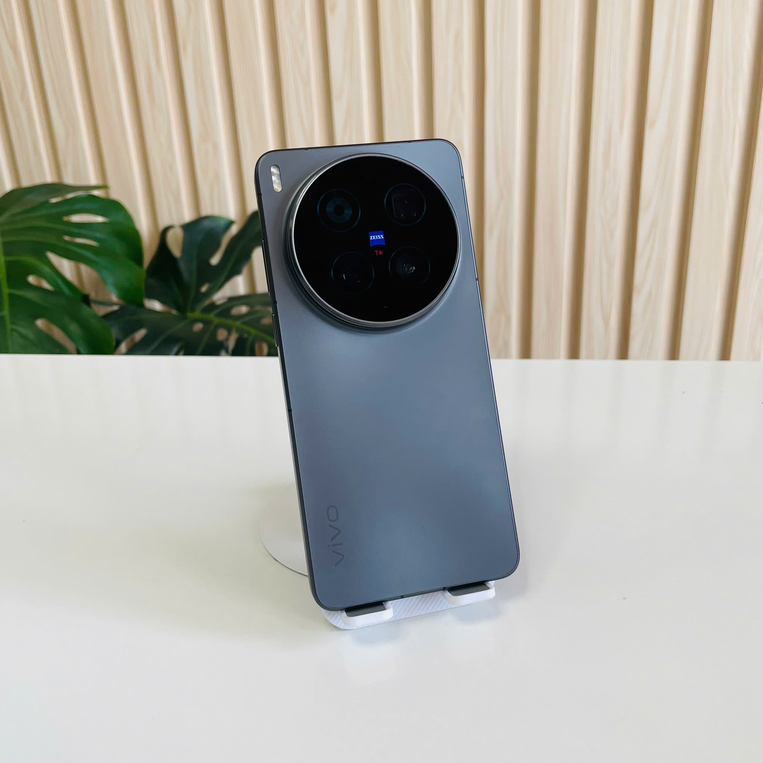 Vivo X300 Ultra Like New 12/256GB Pin 100 Màu Đen - Fullbox - Siêu phẩm camera siêu nét