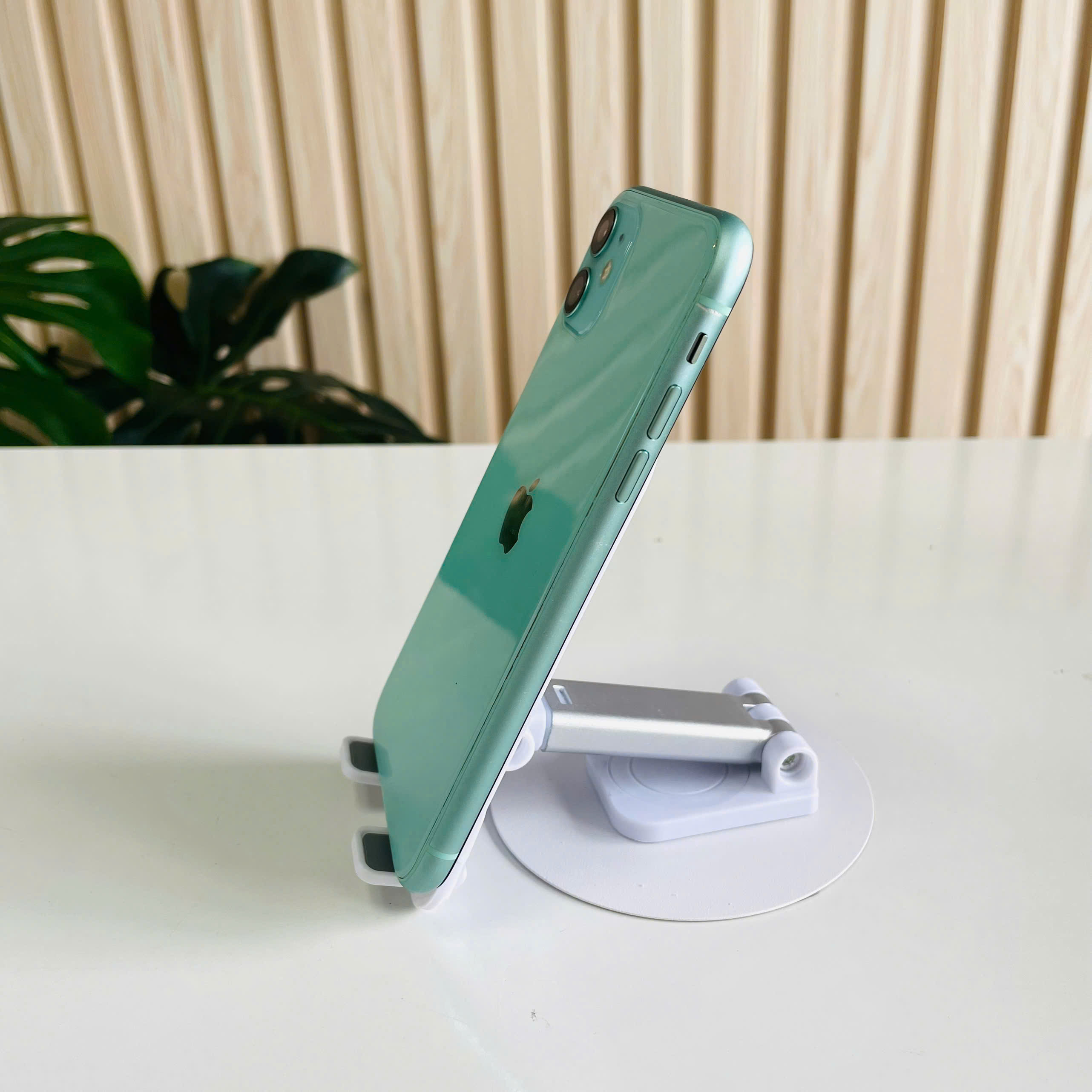 Iphone 11 Mỹ Quốc Tế 128GB xanh lá Pin 100% PT đẹp 98%