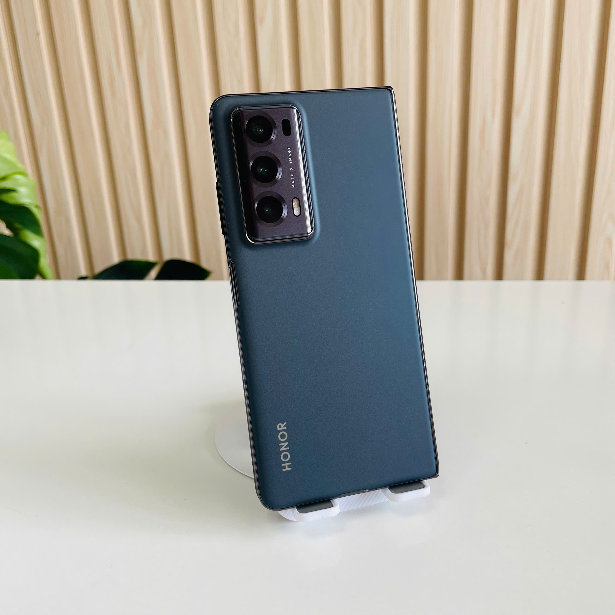 Honor Magic V2 Quốc Tế 16/512GB Đen Đẹp 98%