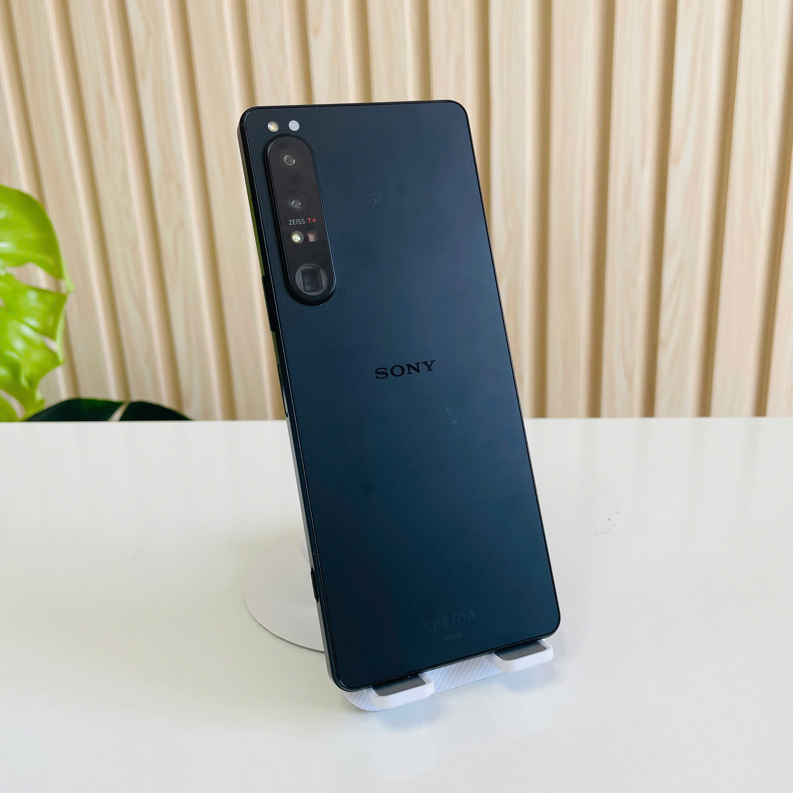 Sony 1 IV Quốc Tế 12/256GB Đen Đẹp 98% Màn Lưu Ảnh