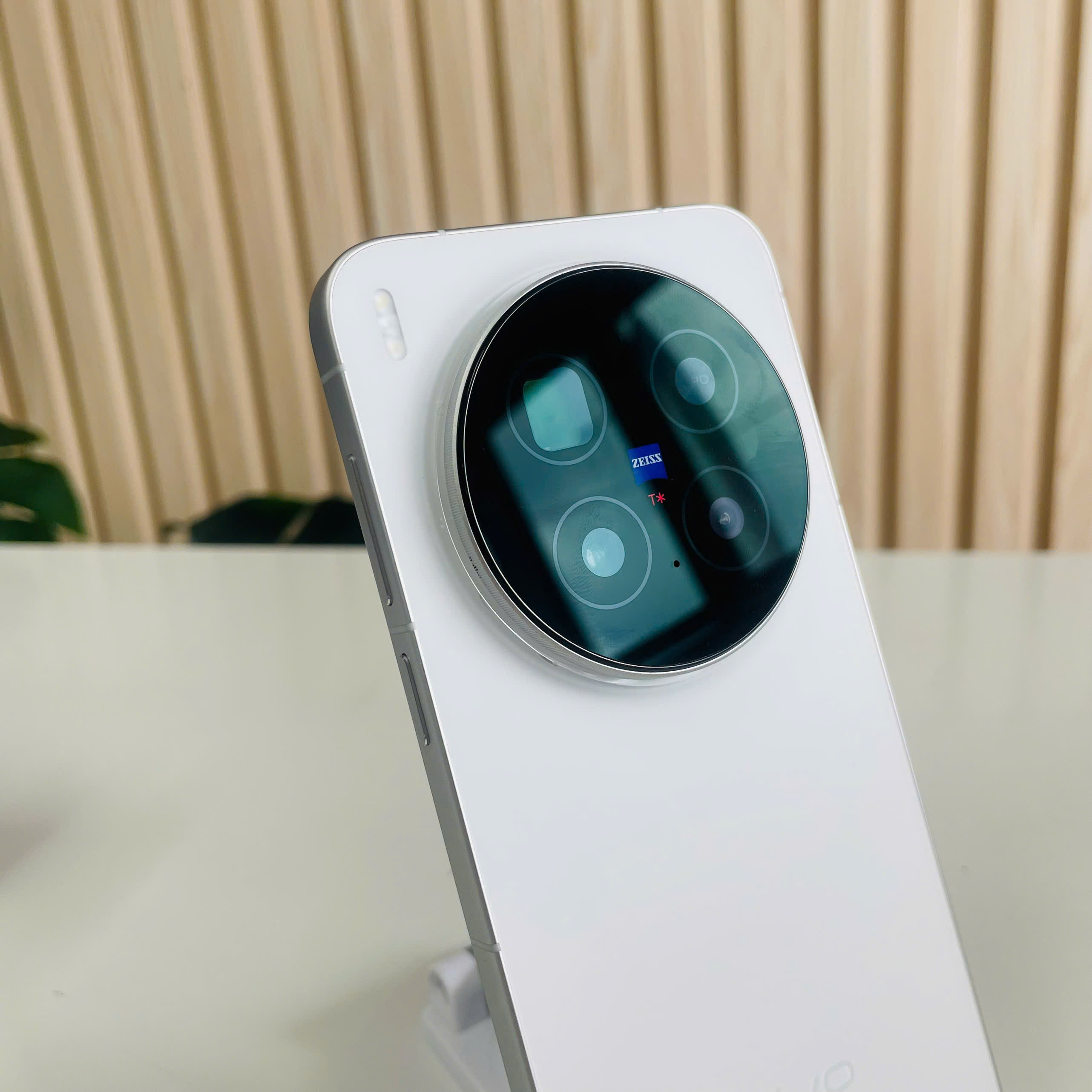 Vivo X300 Pro 12/256GB Trắng Đẹp 99% Pin 100% Fullbox