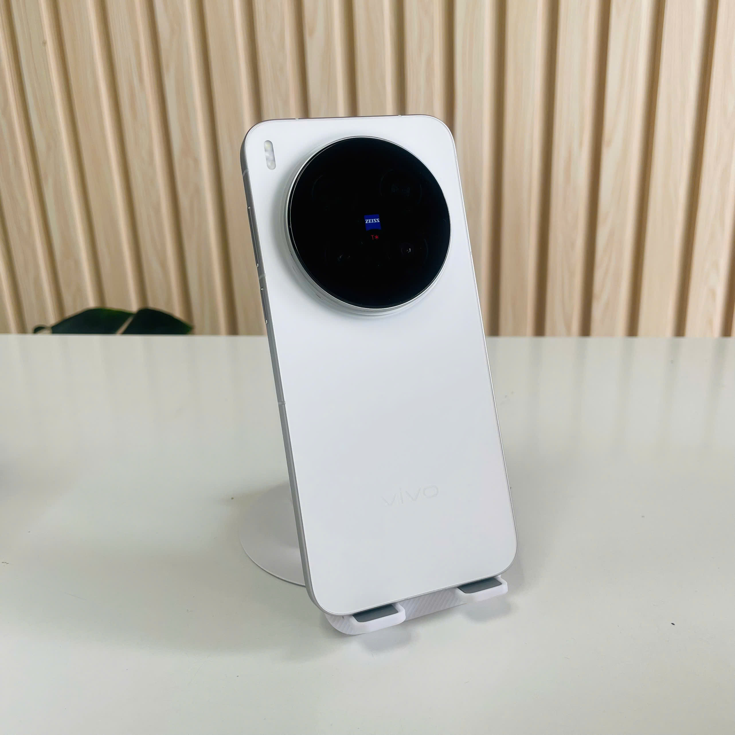Vivo X300 Pro 12/256GB Trắng Đẹp 99% Pin 100% Fullbox