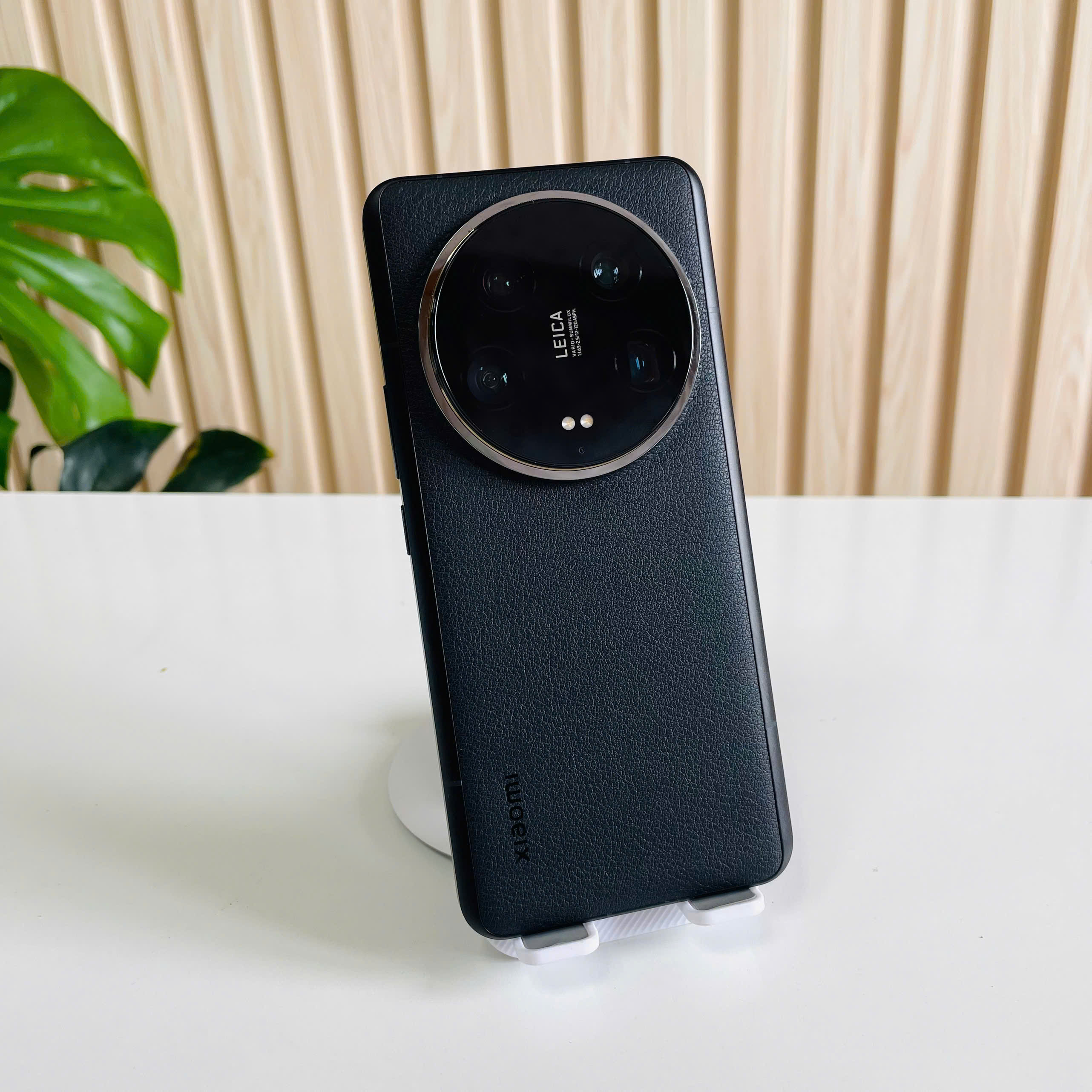 Xiaomi 14 Ultra Quốc Tế 16/512GB Đen Lưng Da Đẹp 98+ Kèm Sạc 30W