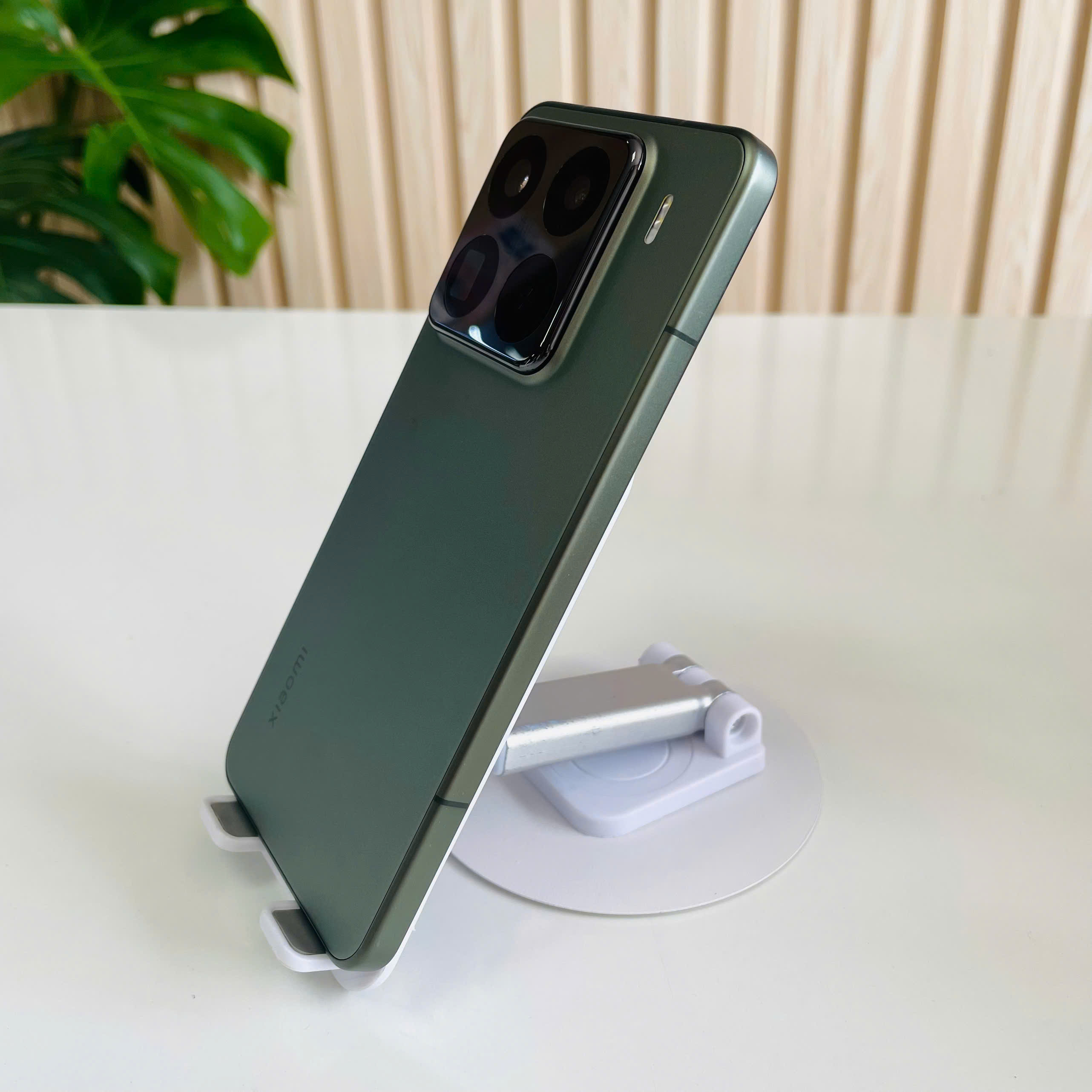 Xiaomi 15 Pro 12/256GB Xanh Lá Đẹp 98% Pin 98% sạc 3 chấu 120w