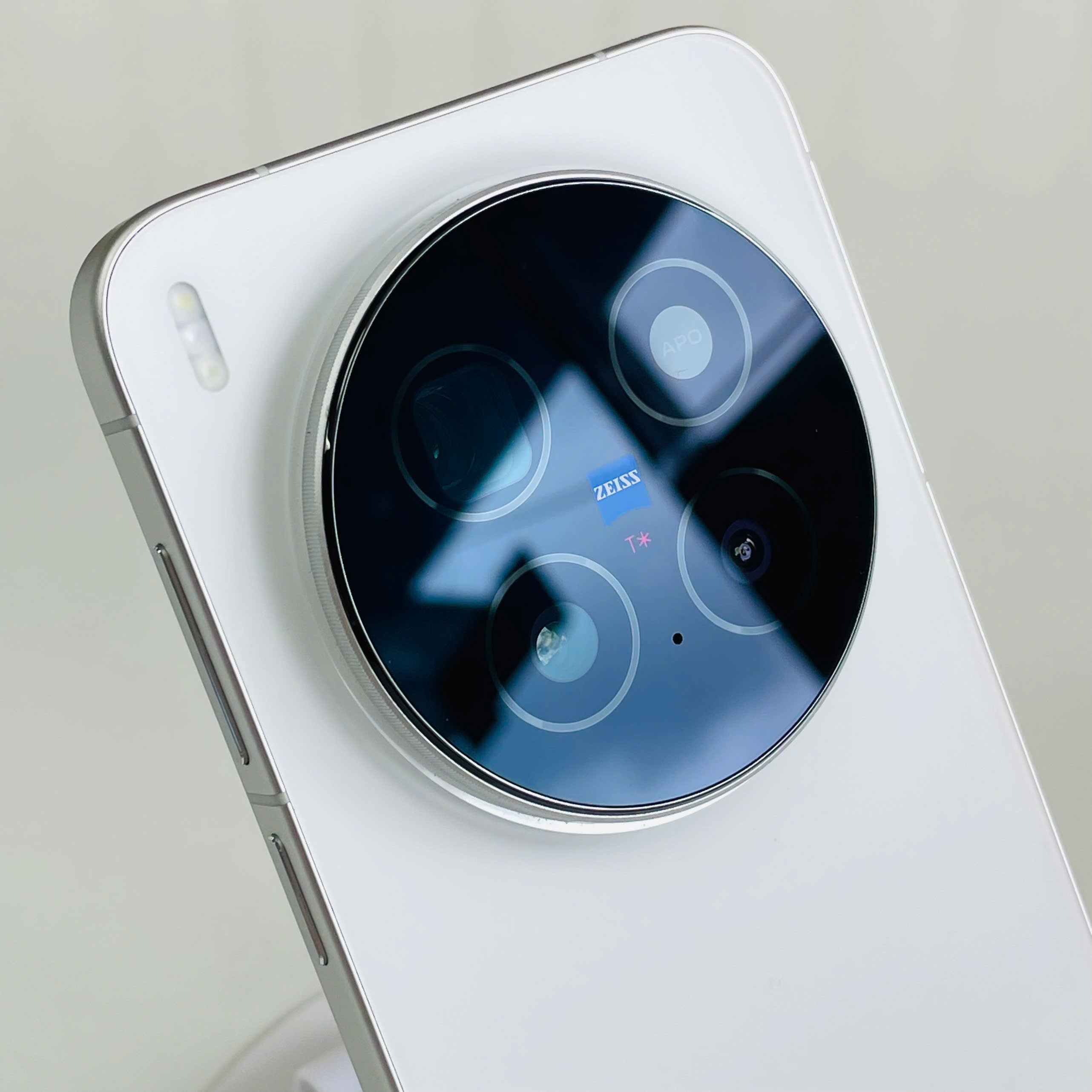 Vivo X300 Pro 16/512GB Màu Trắng  Đẹp 98% Pin 100%