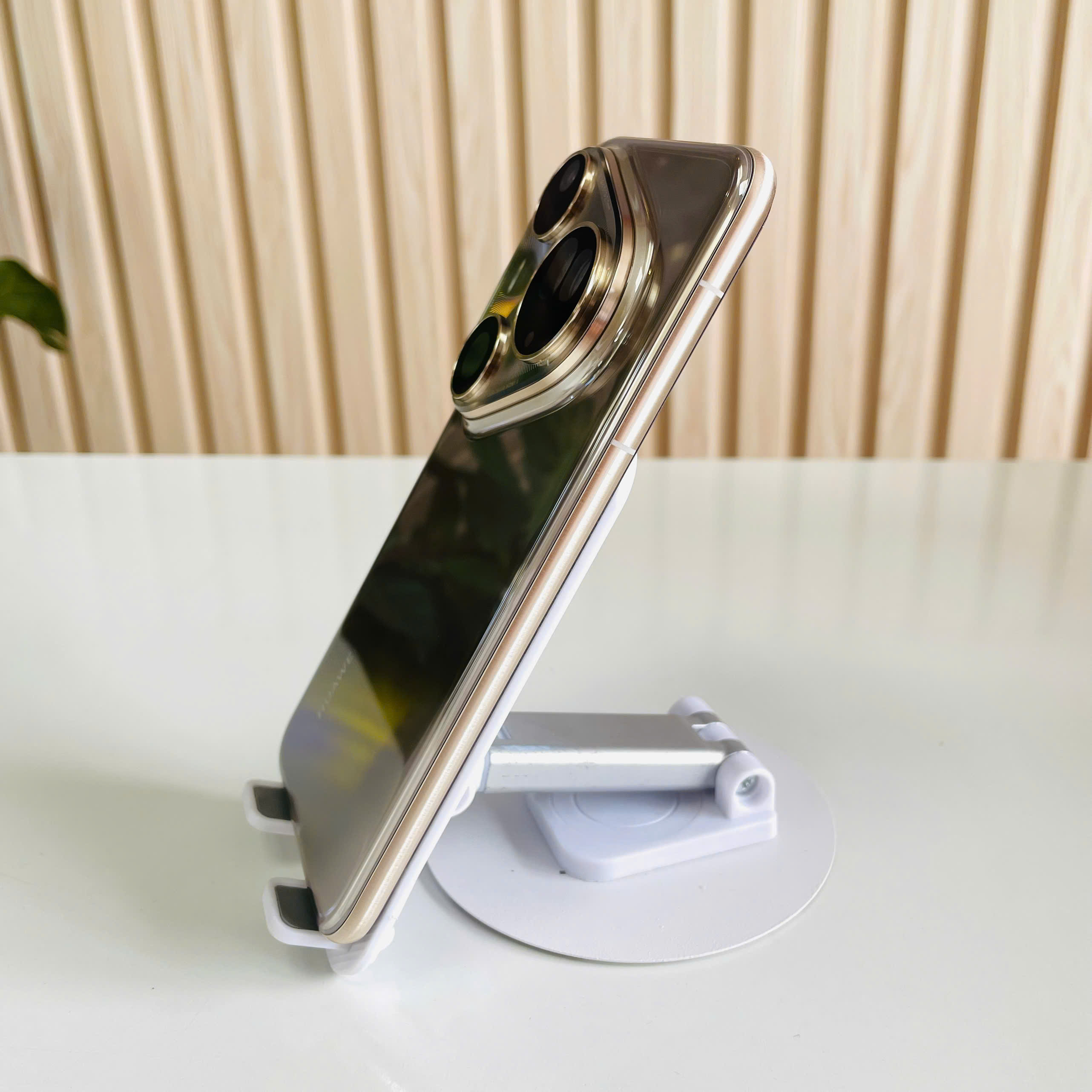 Huawei Pura 80 Ultra Quốc Tế 16/512GB gold Đẹp 98+ Pin 100%