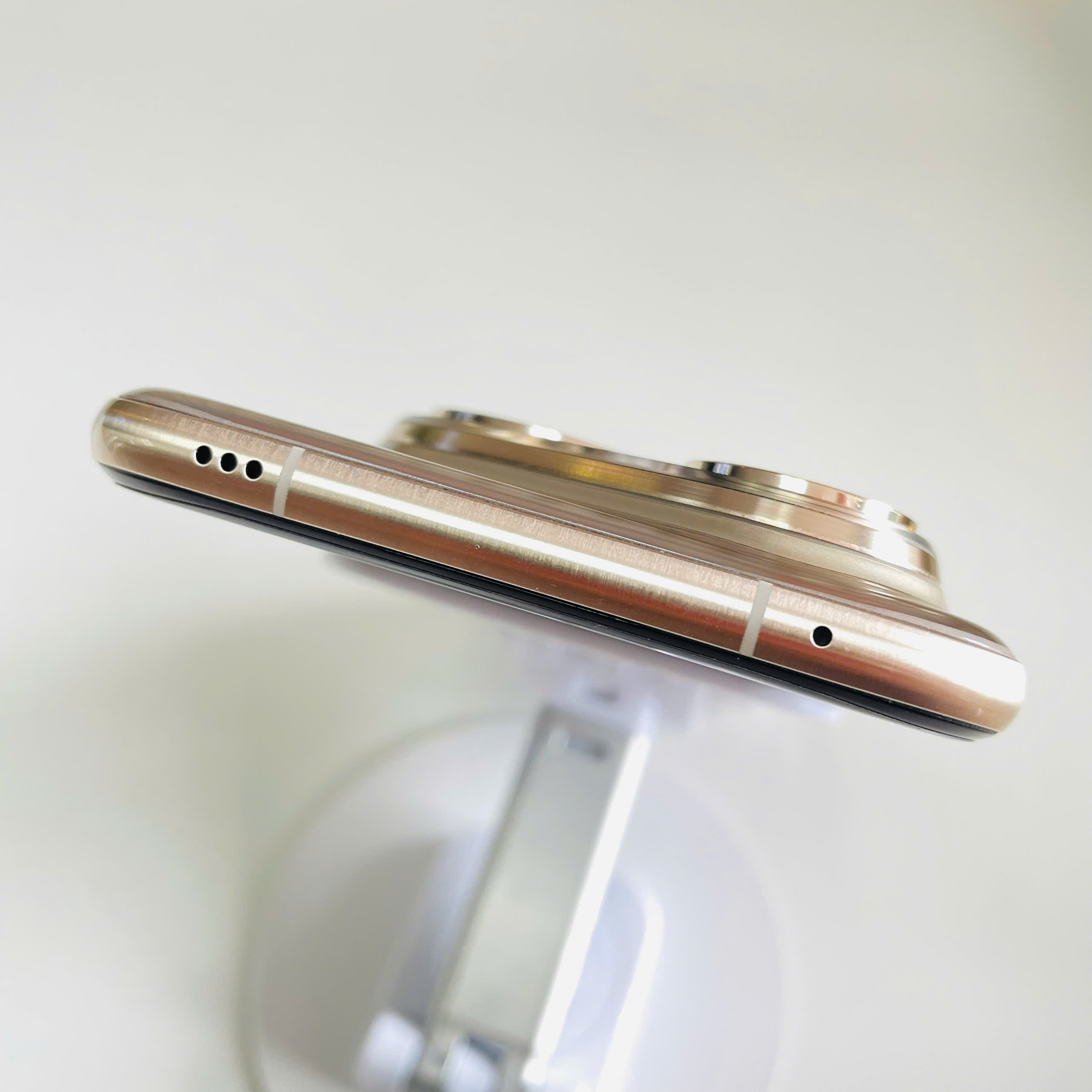 Huawei Pura 80 Ultra Quốc Tế 16/512GB gold Đẹp 98+ Pin 100%
