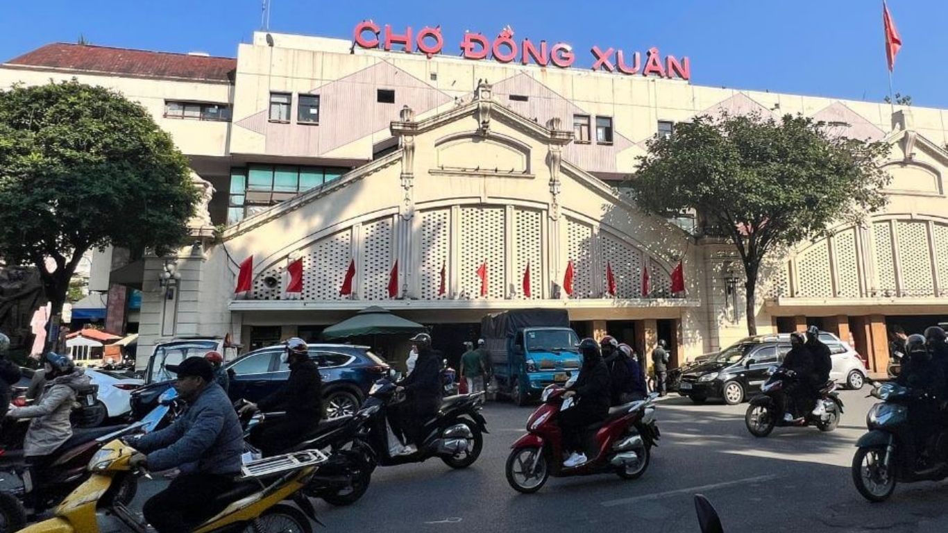Dong Xuan Market | Vietnam Halal Directory