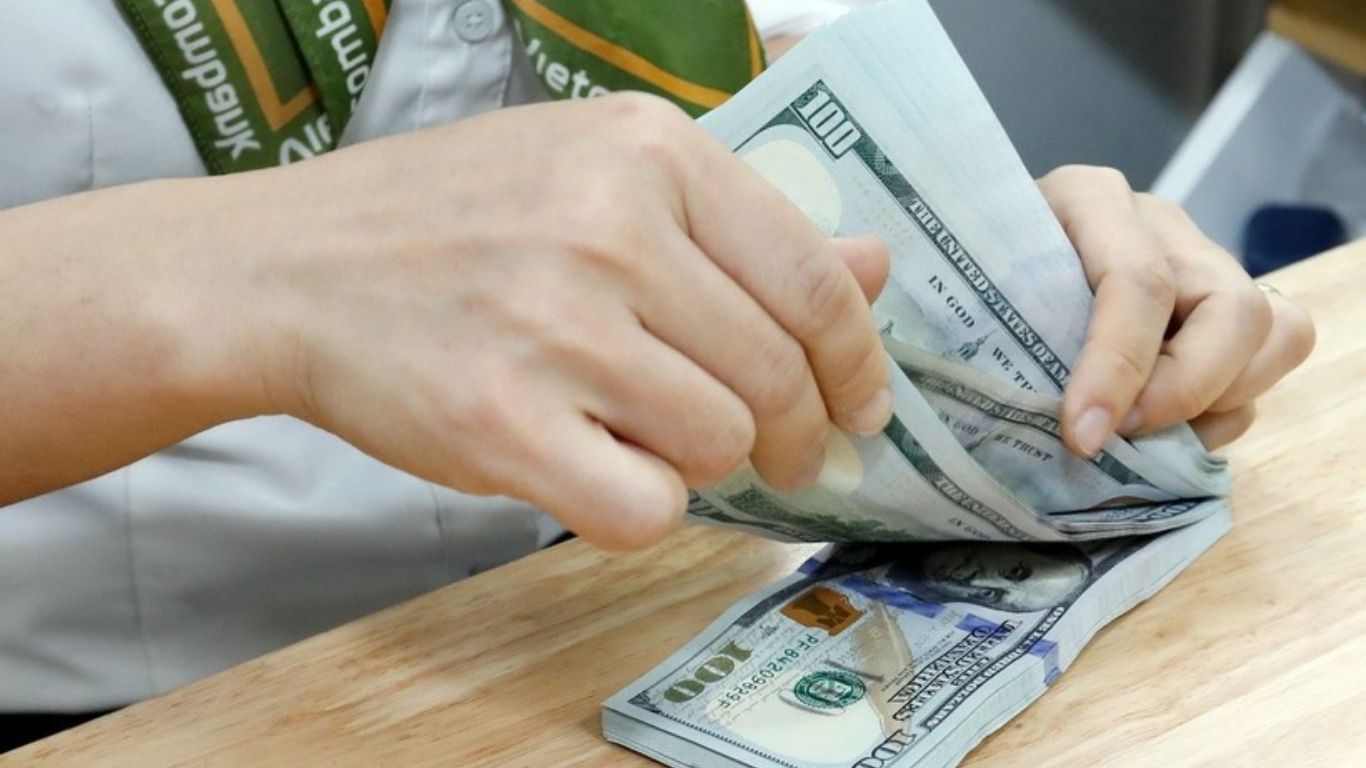 Financial Guide for Muslim Travelers in Vietnam in 2026