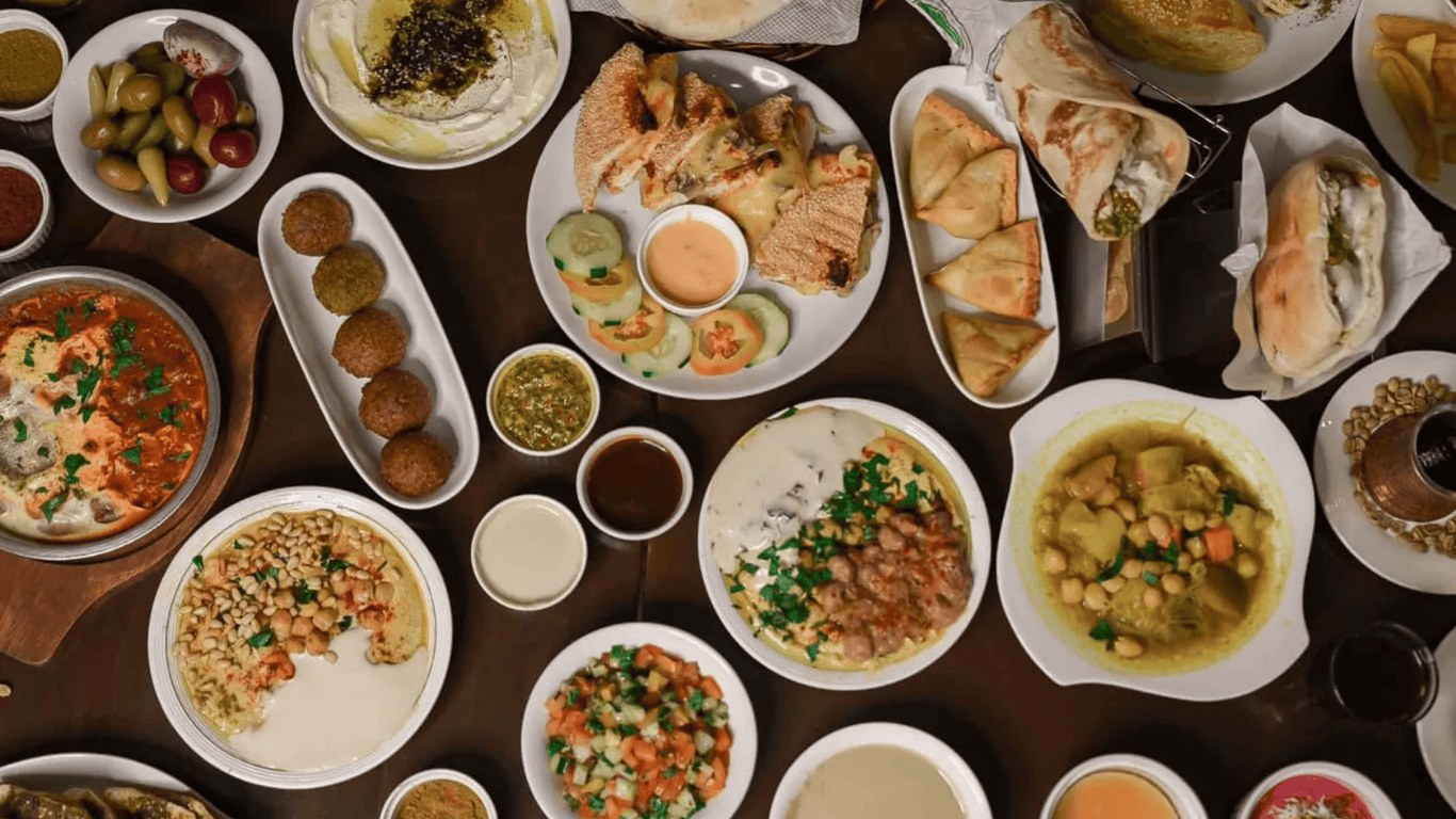 Halal Gastronomy in Chinatown: A Strategic Deep-Dive into Saigon’s District 5 | Private Halal Tours Vietnam