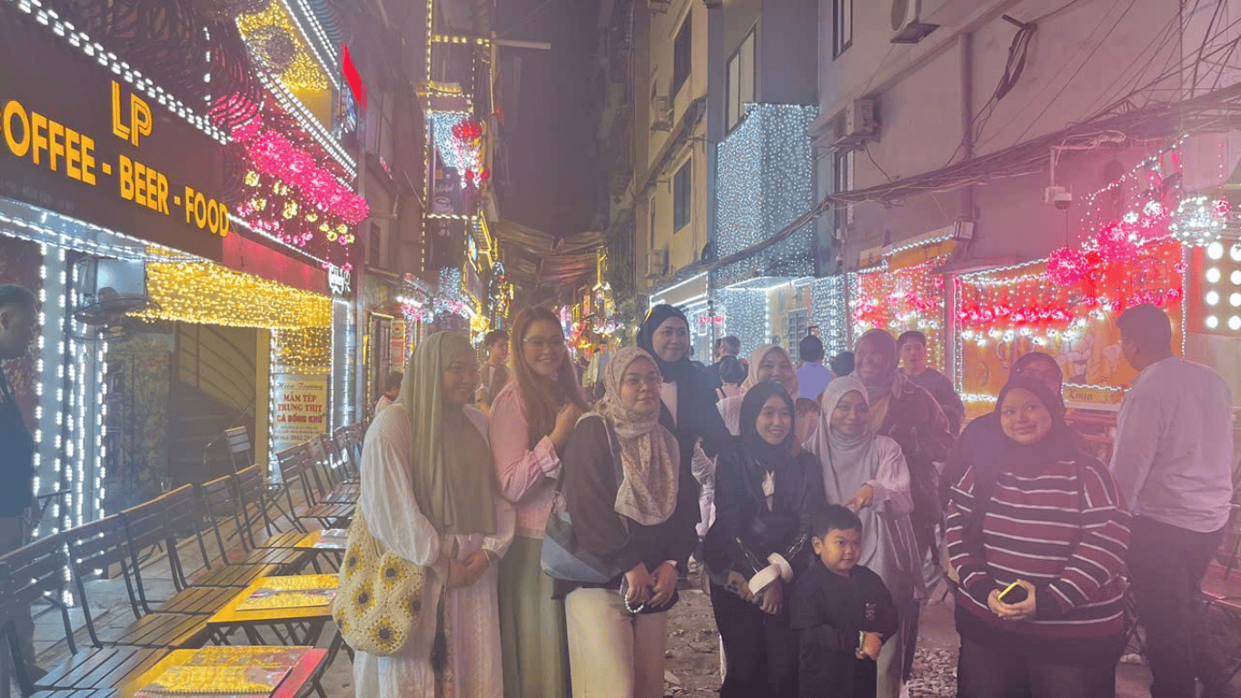 Is Vietnam Friendly for Muslim Travelers? A Strategic Guide for Halal Tours Vietnam