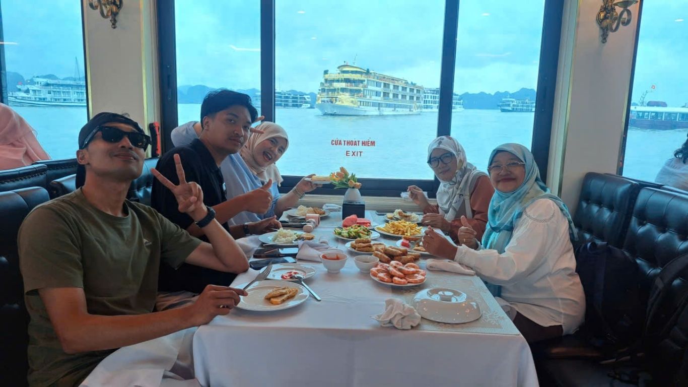 Hanoi to Ha Long Bay for Muslim Travelers