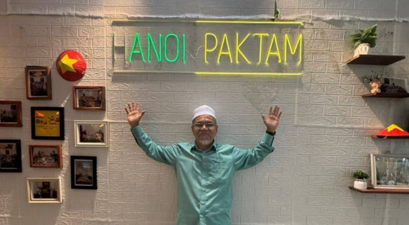 Hanoi Pak Tam Halal Restaurant in Hanoi Vietnam