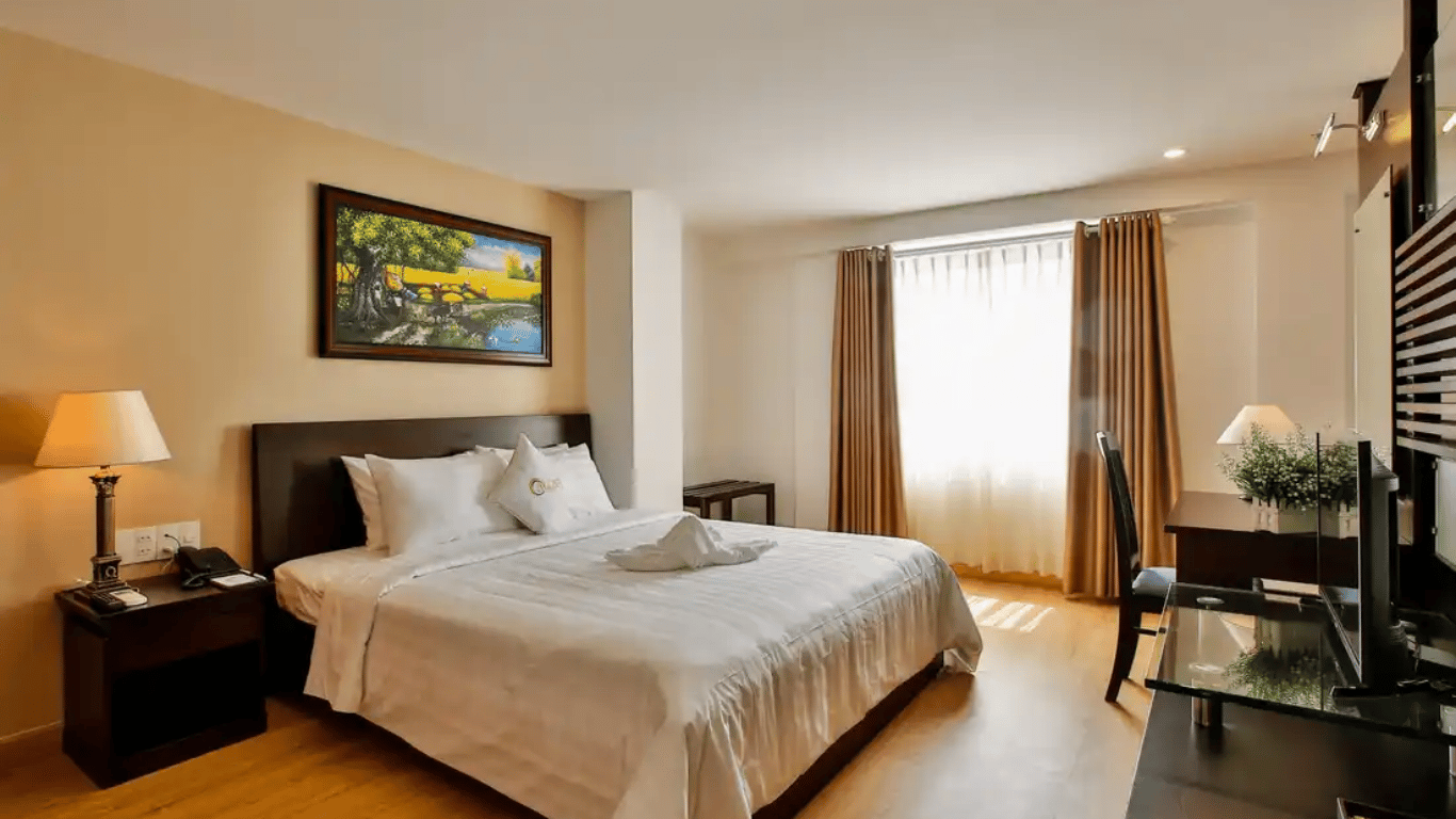 Aluna Ben Thanh Hotel | Muslim-Friendly Hotel in Ho Chi Minh City