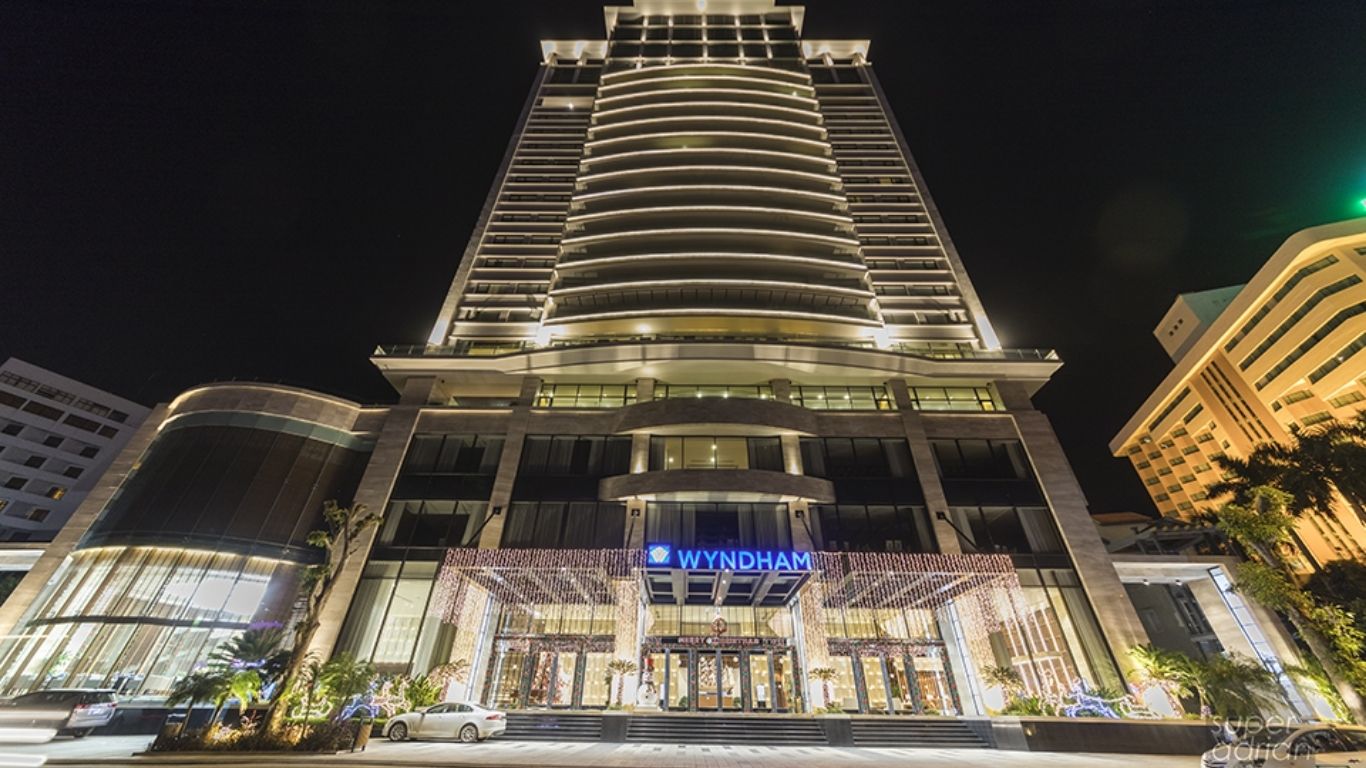 Top Halal Hotels in Halong: Best Muslim-Friendly Stays (2026 Guide)