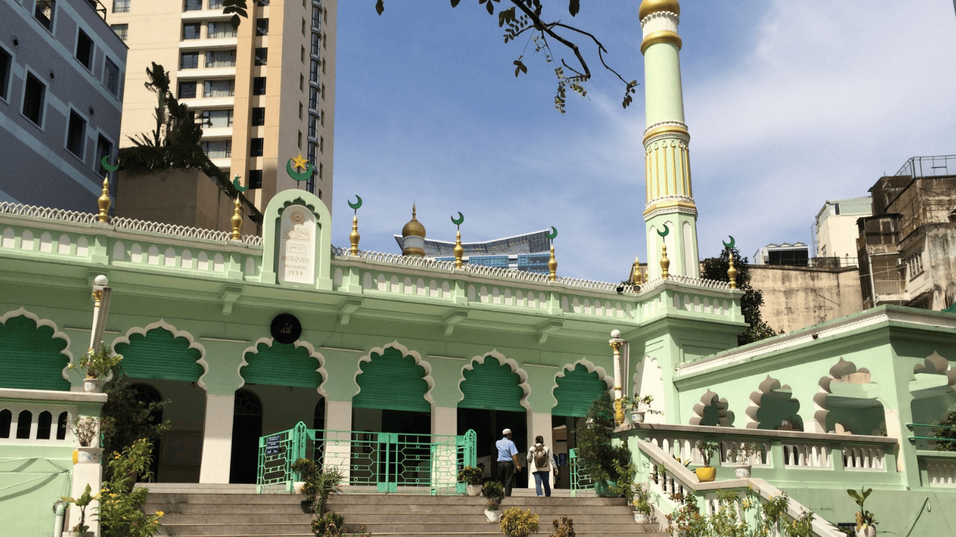 PRIVATE HALAL DAILY TOUR: SAIGON CITY DISCOVERY (10 Pax)