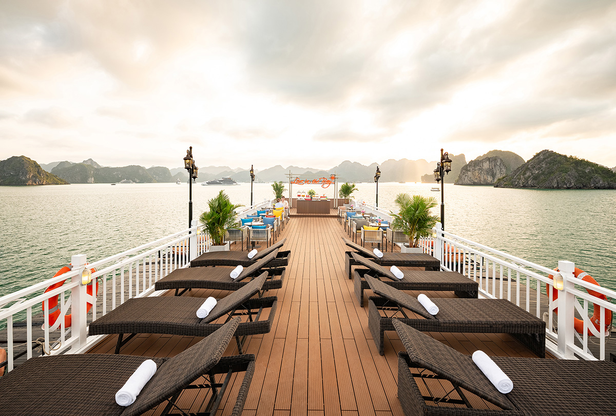 Cozy Bay Grand 4★ Cruise – Ha Long Bay 2 Days 1 Night