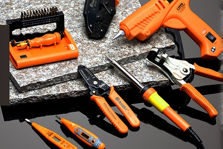 Tổng hợp 6 dụng cụ cầm tay cần có cho mọi thợ chuyên nghiệp