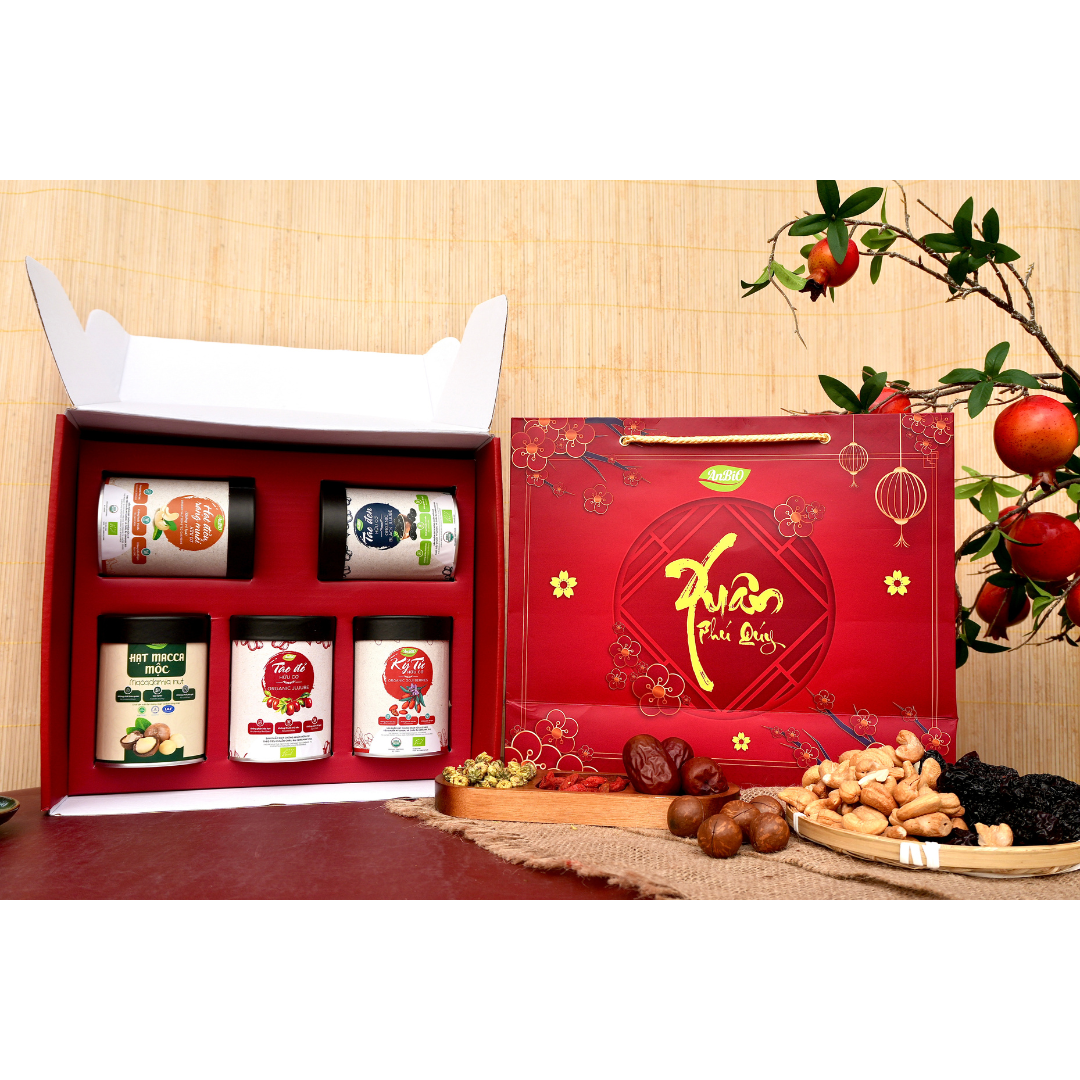 Set 5.3 - Ngũ bảo trường xuân ( táo đỏ, kỷ tử, táo đen, macca, hạt điều rang muối không vỏ lụa (hộp tròn thấp))